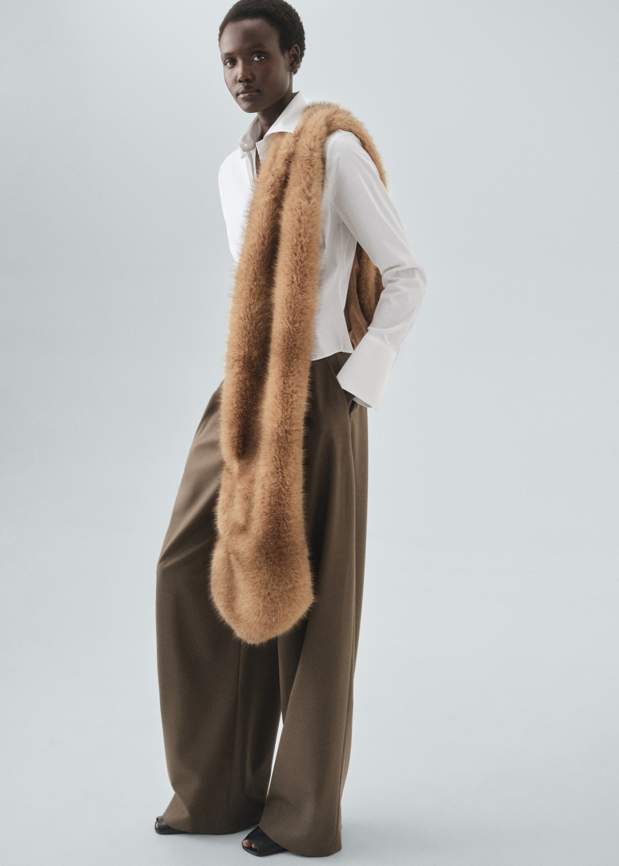 Slim-fit poplin shirt - General plane, White. Ref: 17035827-00.