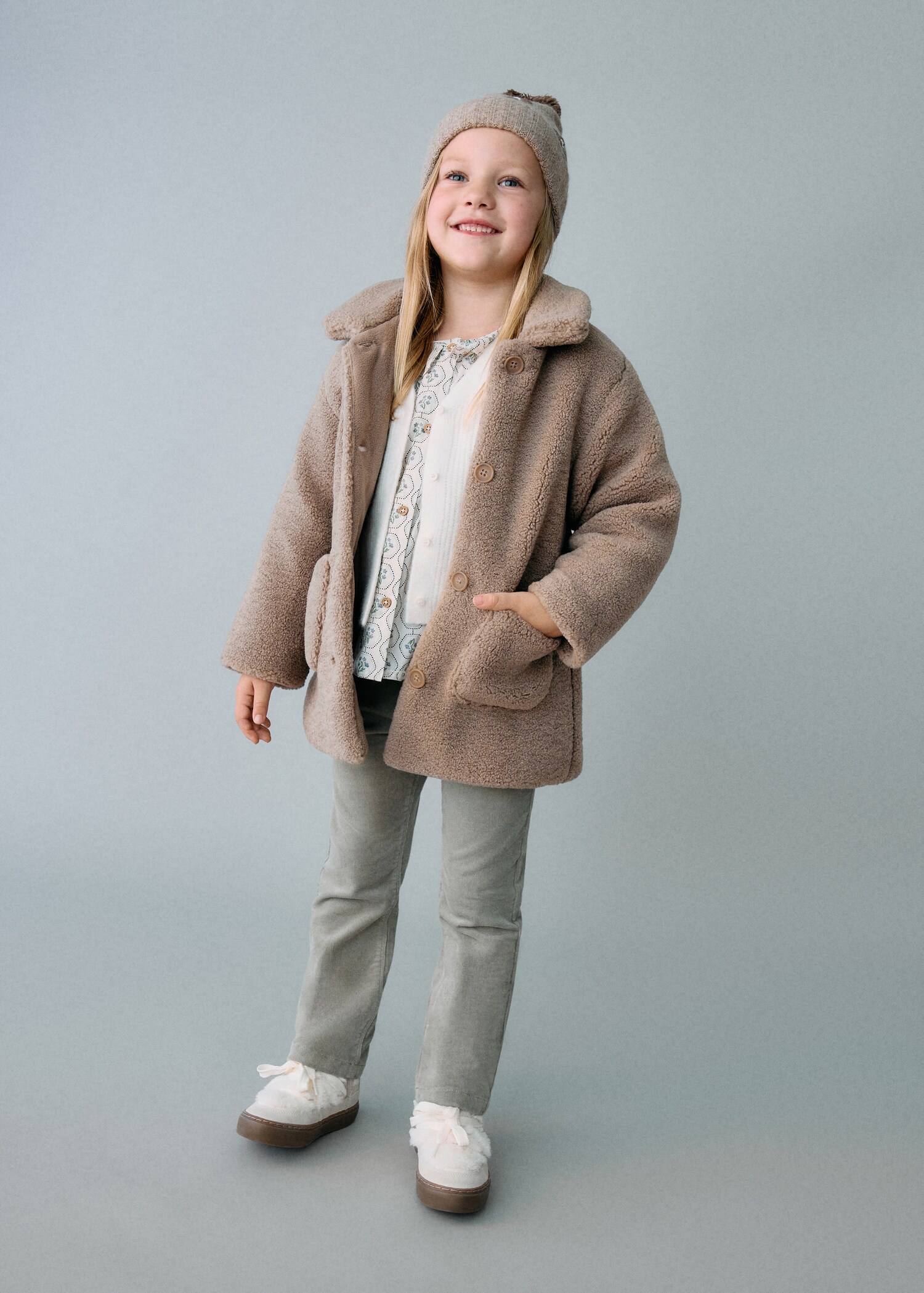 Shearling-effect coat - General plane