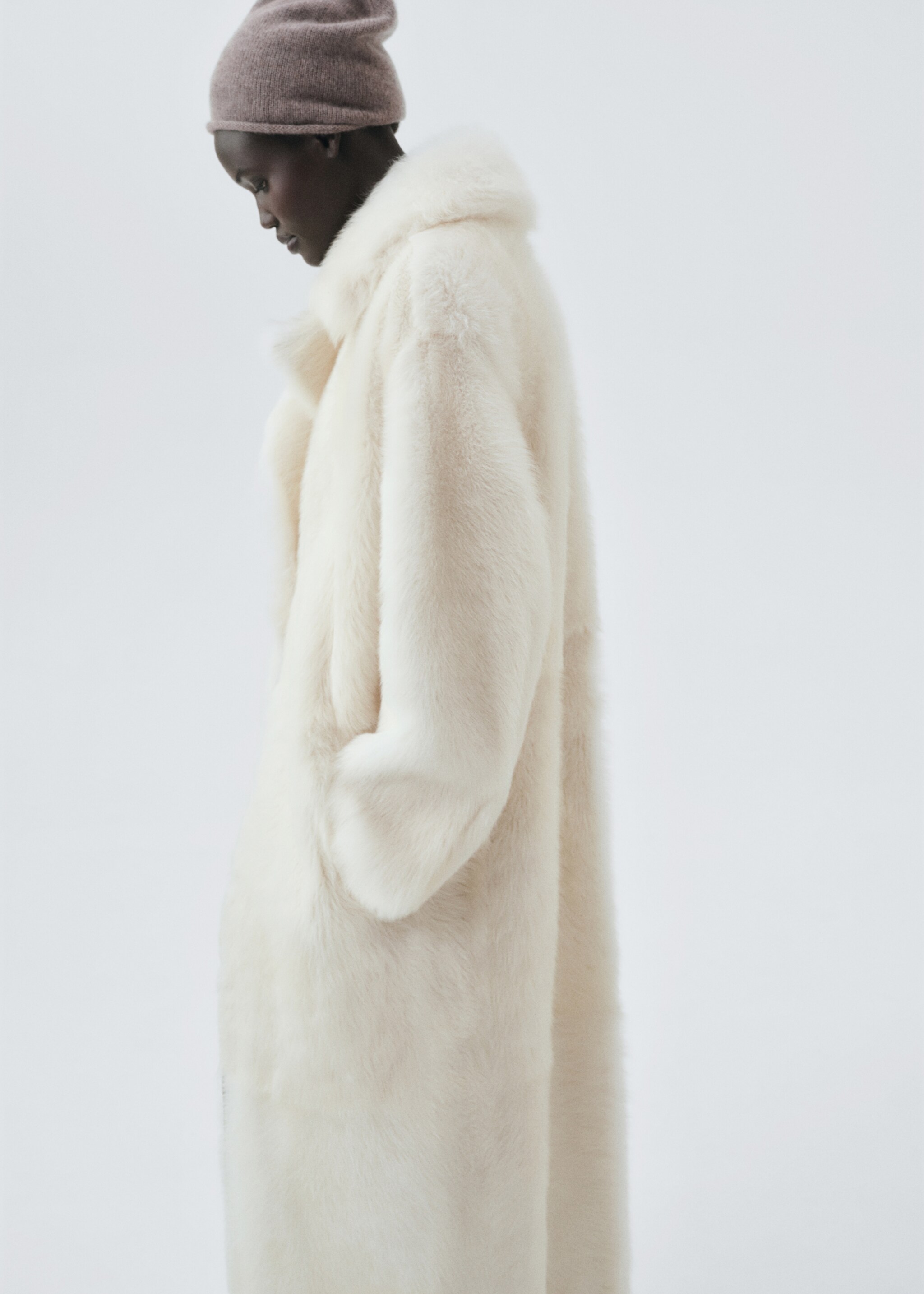 100% cashmere beanie - General plane, Medium Brown. Ref: 17035976-00.