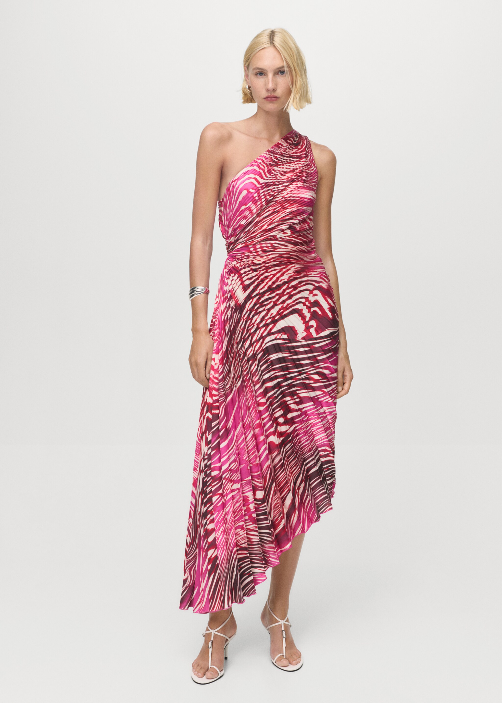 Pleated asymmetrical dress with opening - General plane, Fuchsia. Ref: 17036000-00.
