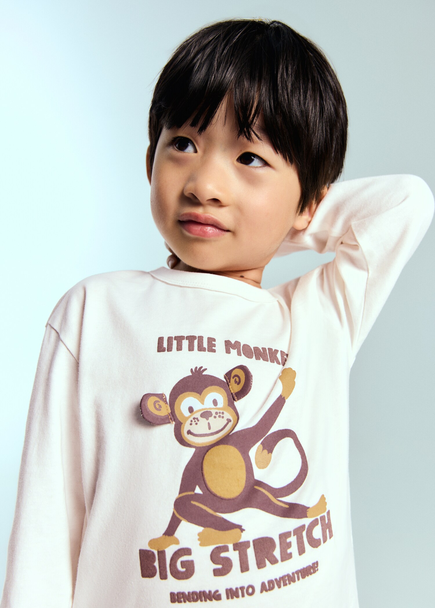 Embossed printed t-shirt - General plane