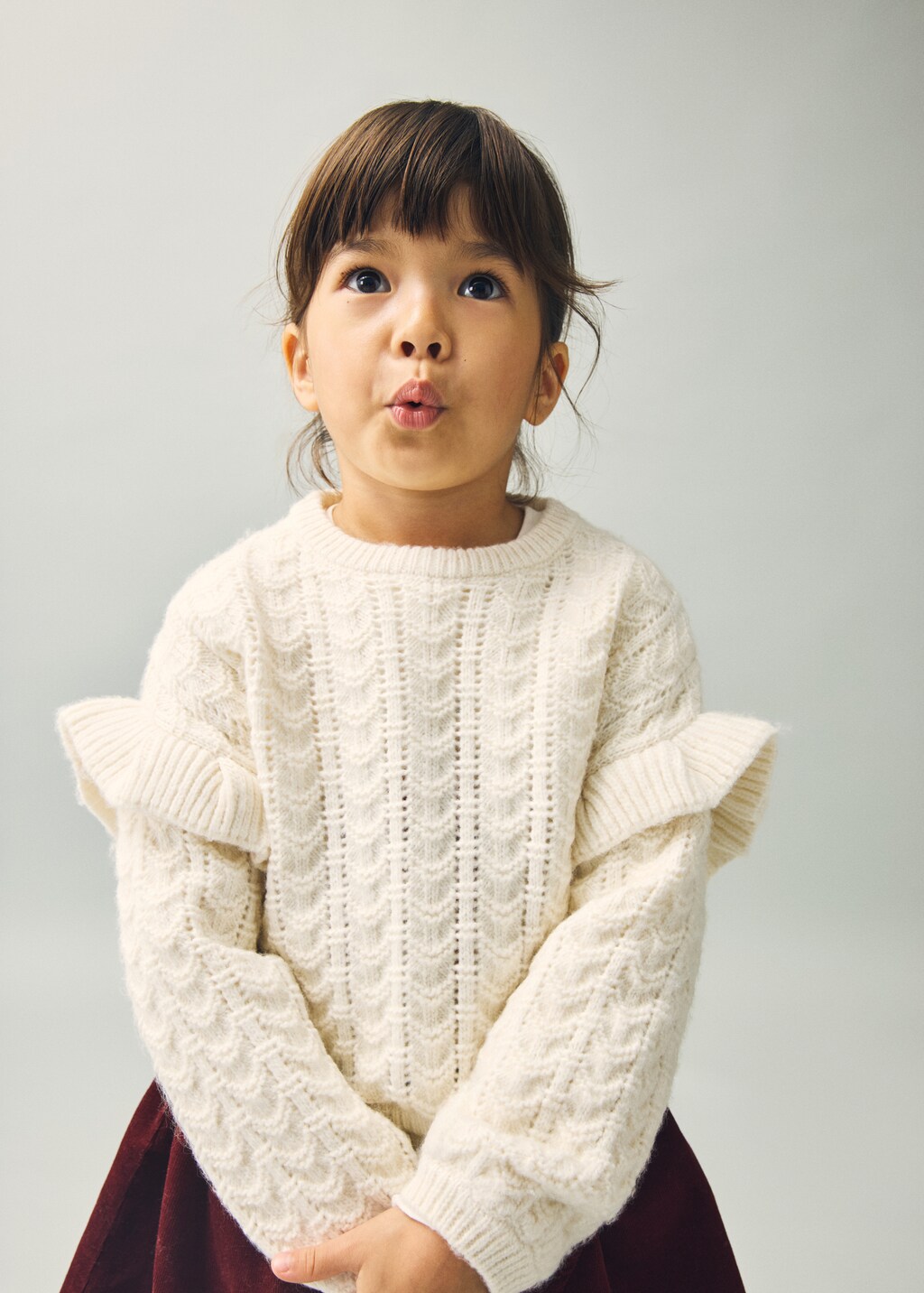 Ruffle knitted sweater