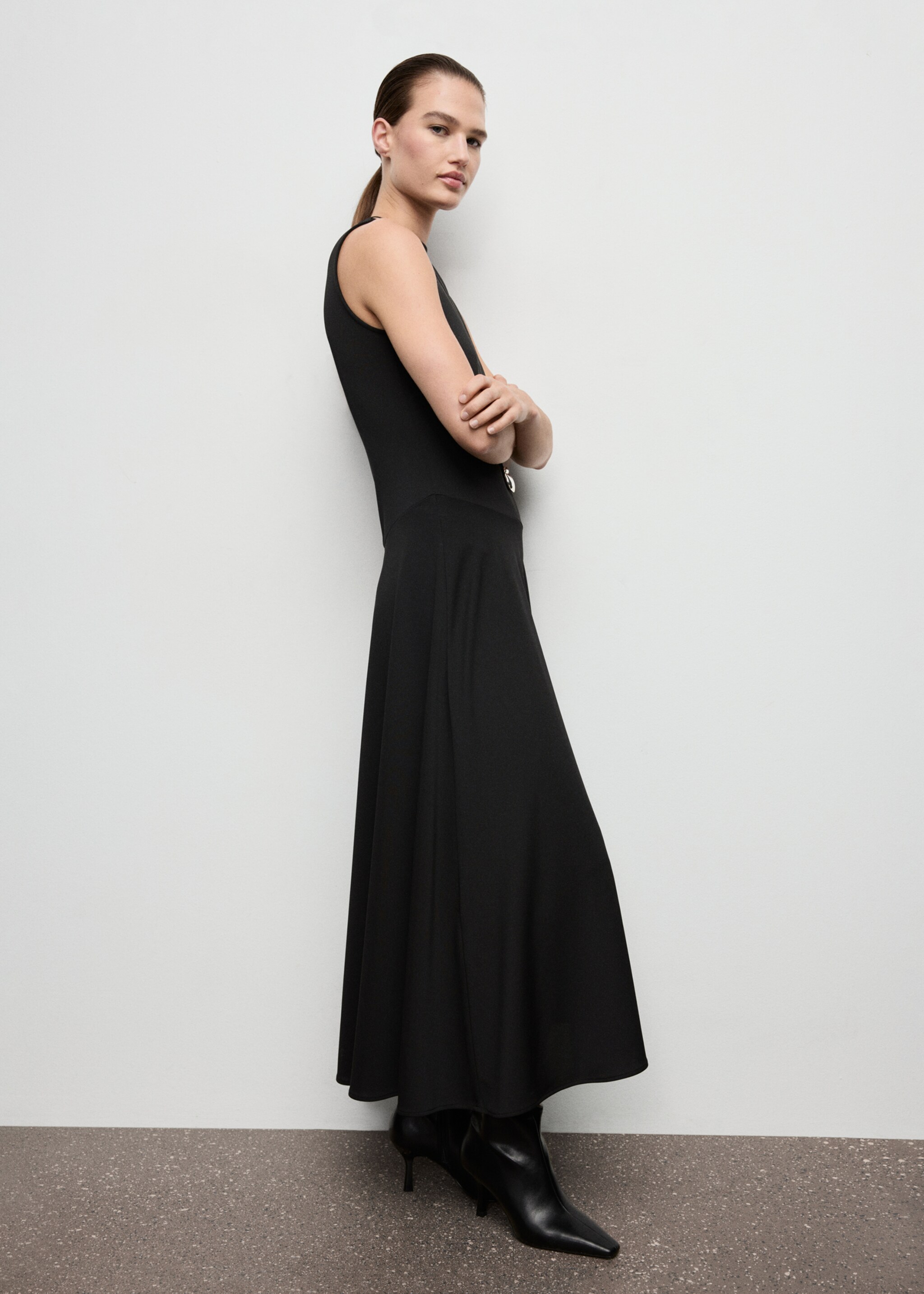 Pleated A-line dress - General plane, Black. Ref: 17037806-00.