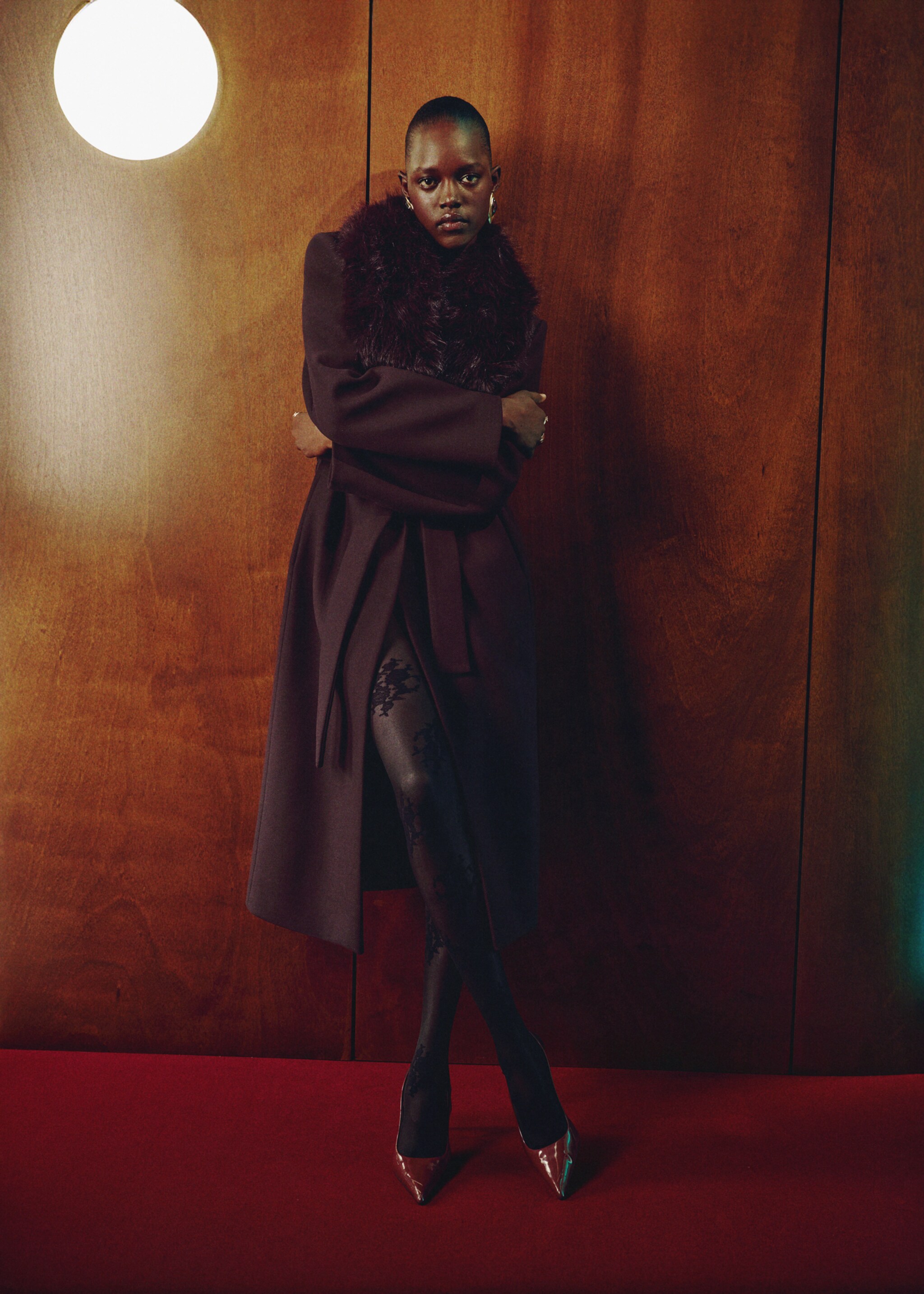 Manteco wool coat with fur collar - General plane, Maroon. Ref: 17039119-00.