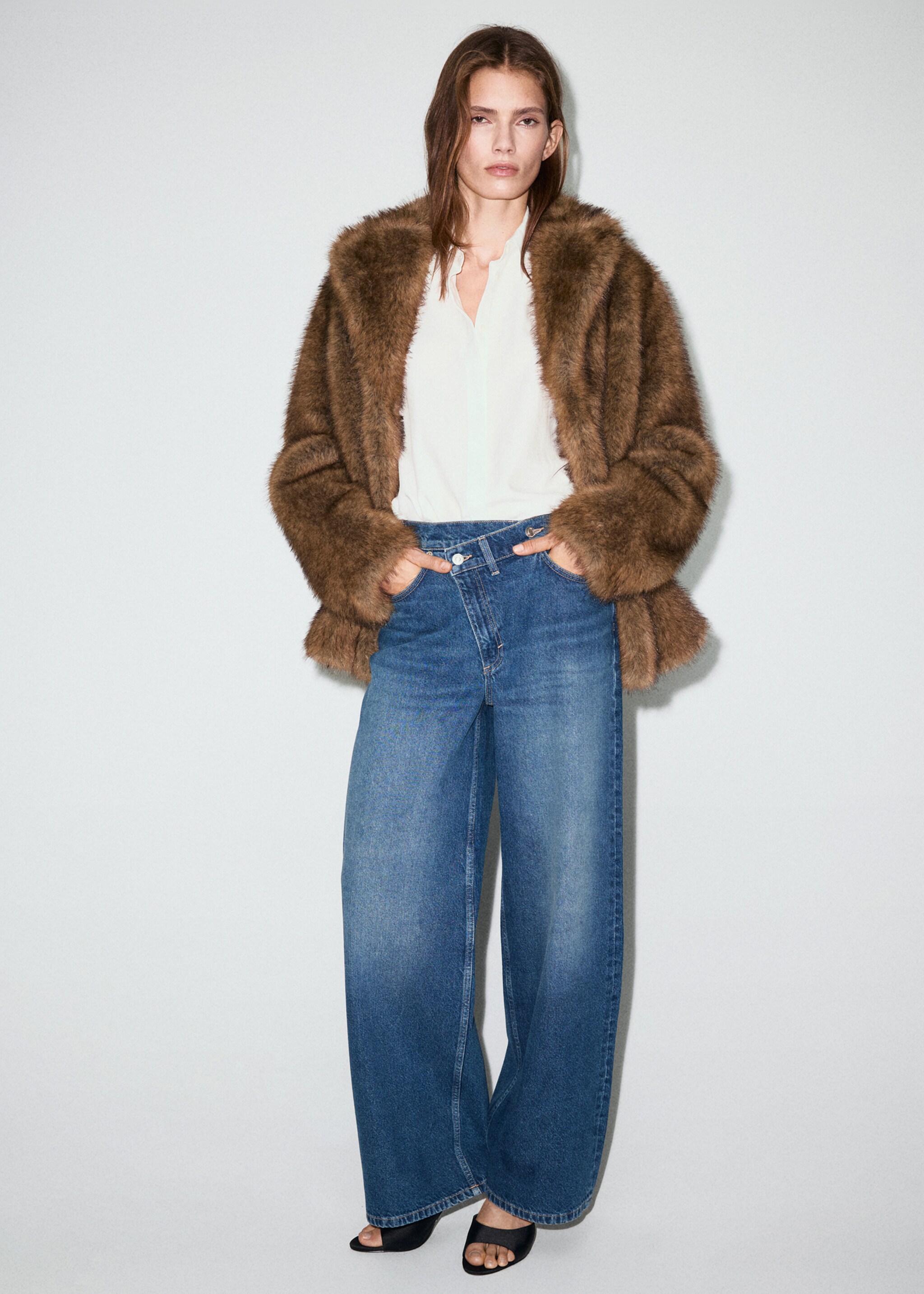 Wide-leg mid-rise jeans with a crossover waistband - General plane, Dark Blue. Ref: 17039214-00.