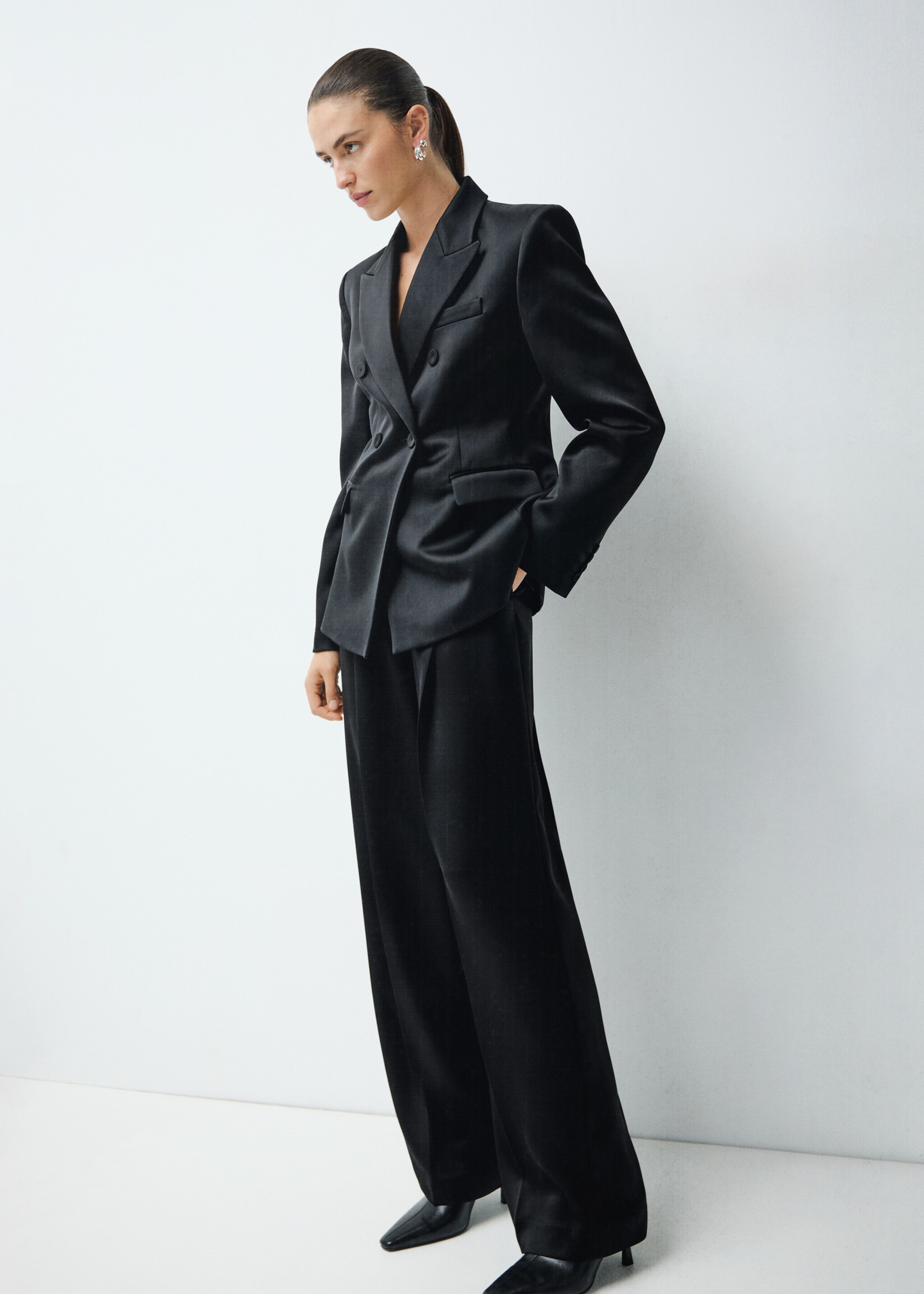 Satin suit trousers - General plane, Black. Ref: 17039407-00.