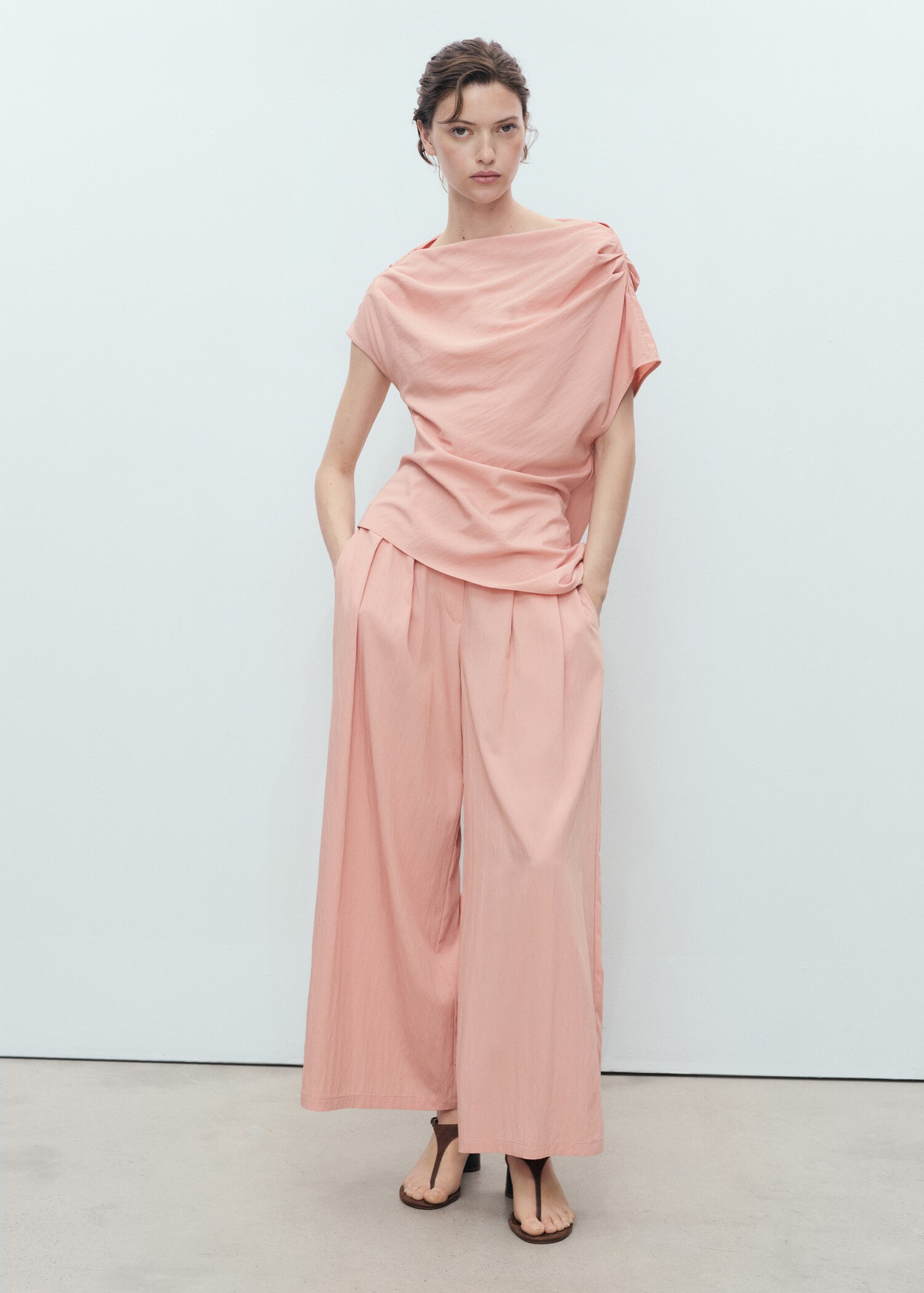 Draped asymmetric blouse - رؤية عامة