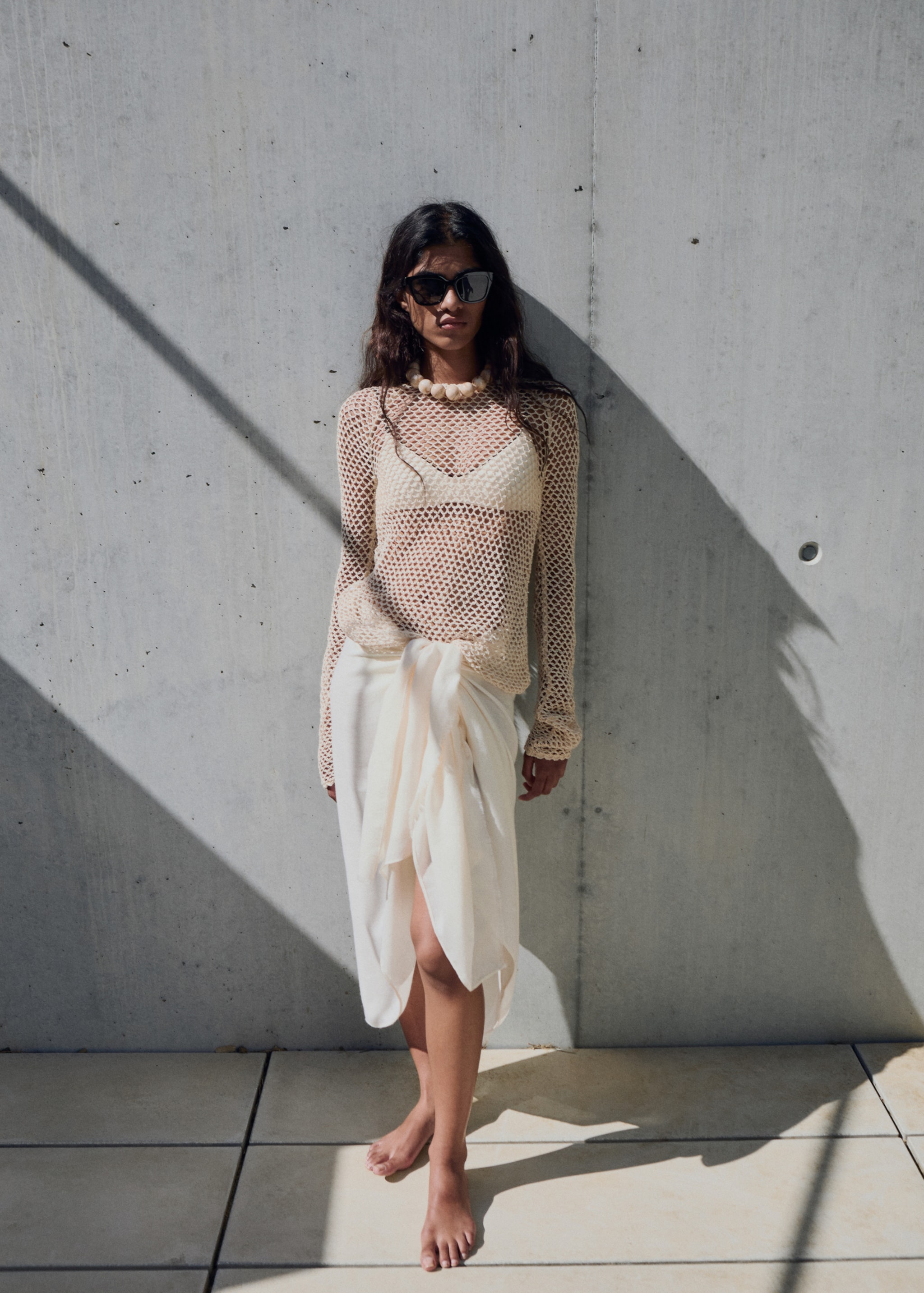 Long-sleeved crochet sweater - General plane