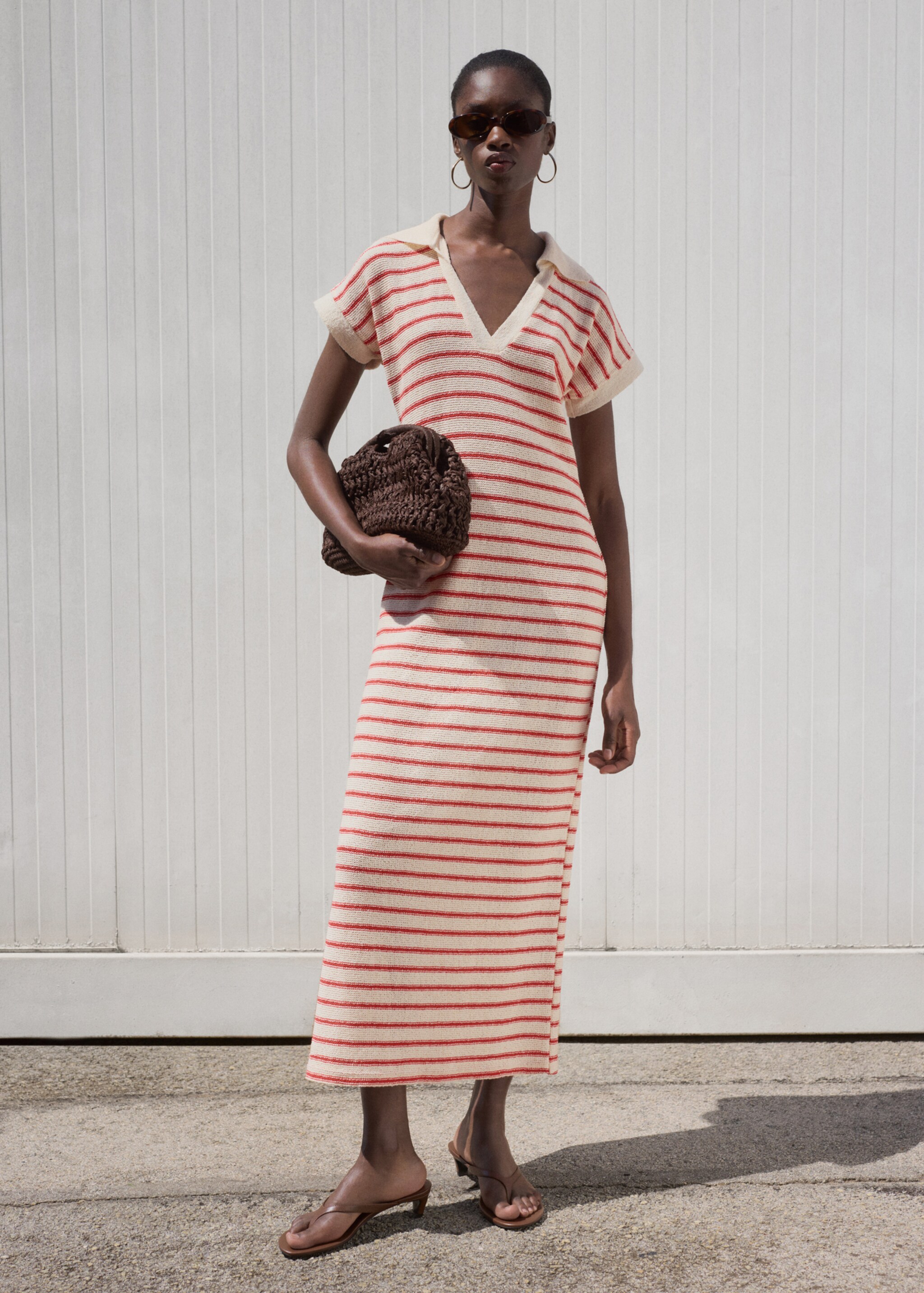 Long striped knitted dress - General plane
