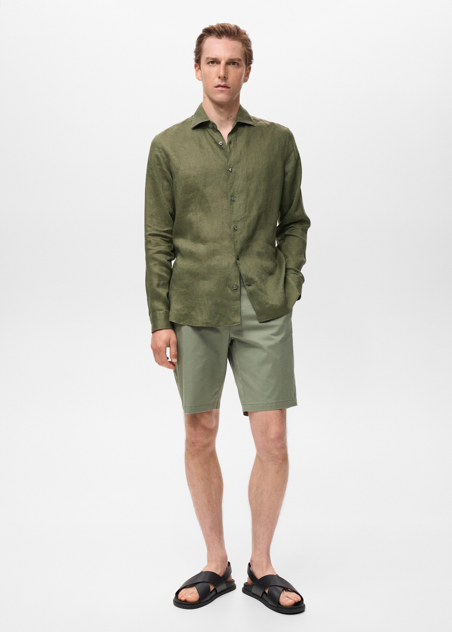 Camisa slim fit 100% lino - Plano general