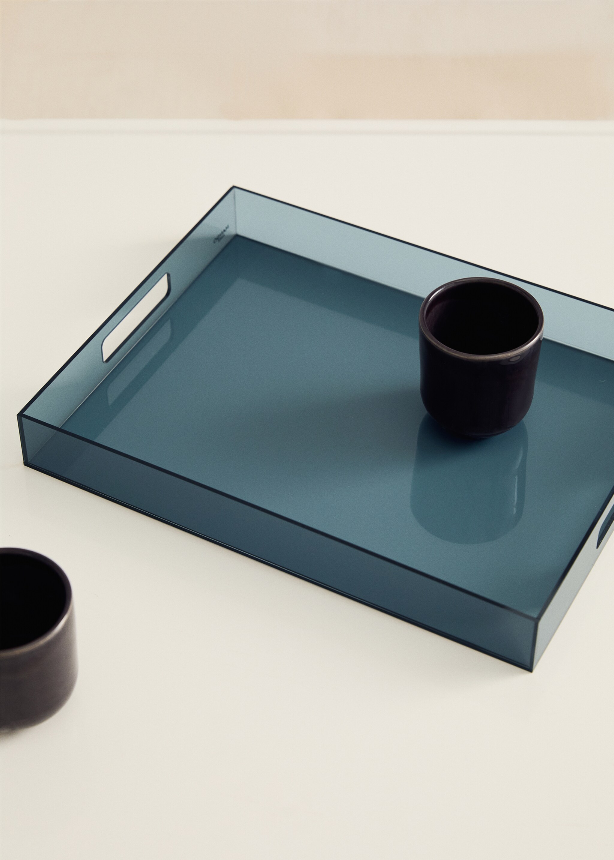 Medium rectangular acrylic tray - General plane, Black. Ref: 17041280-00.