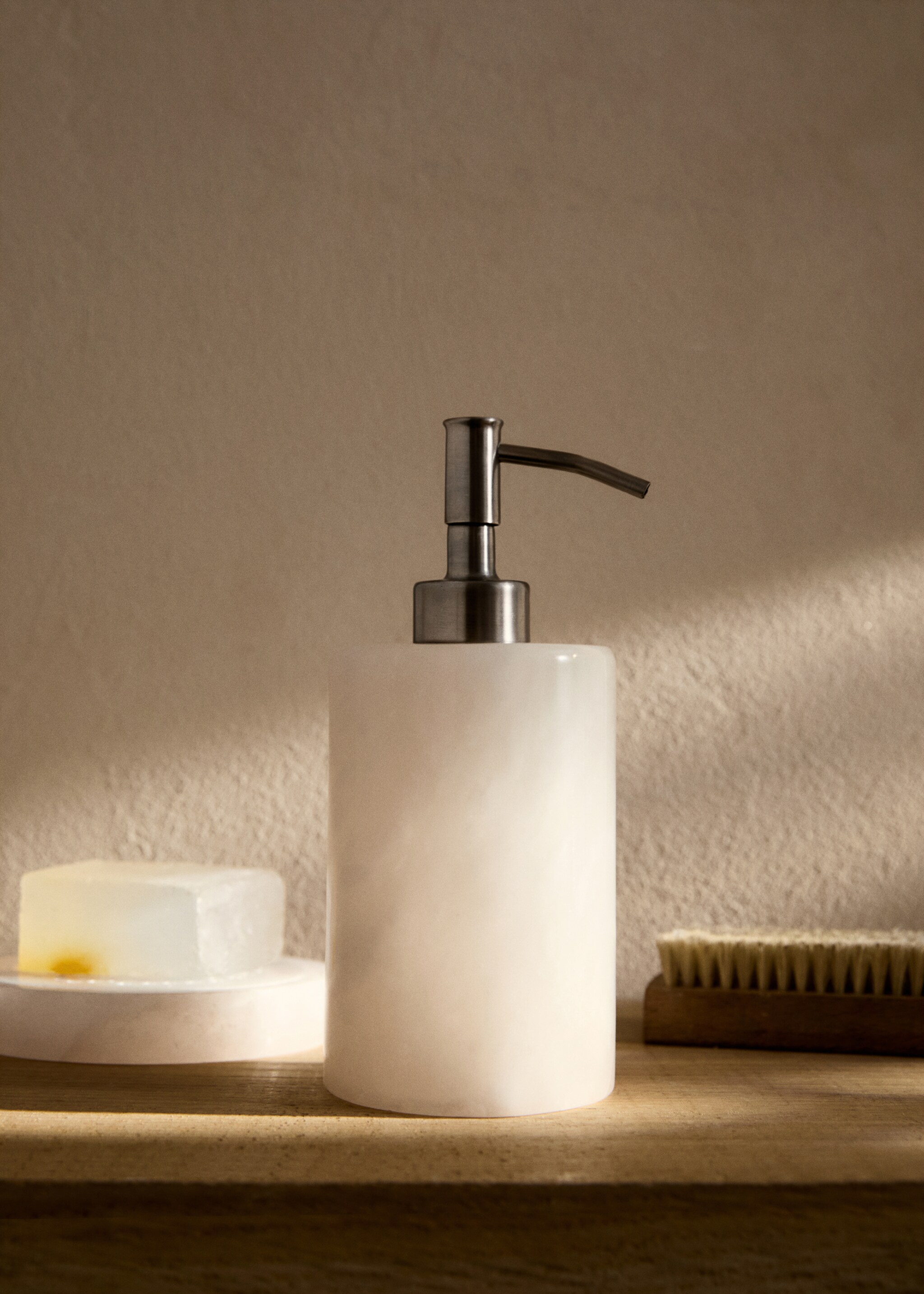 Distributeur de savon albâtre - Plan général