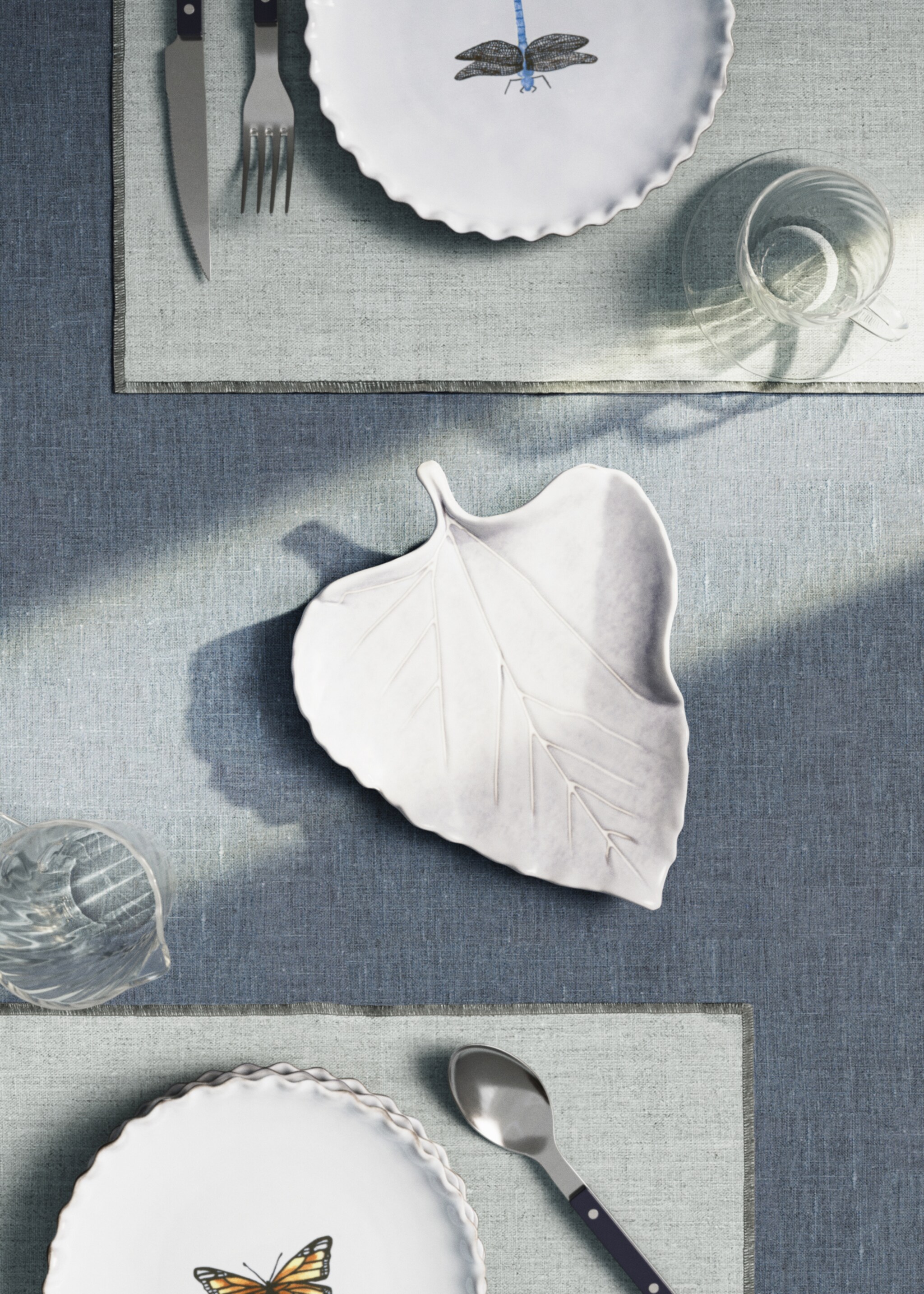 Earthenware fountain leaf design small size - General plane