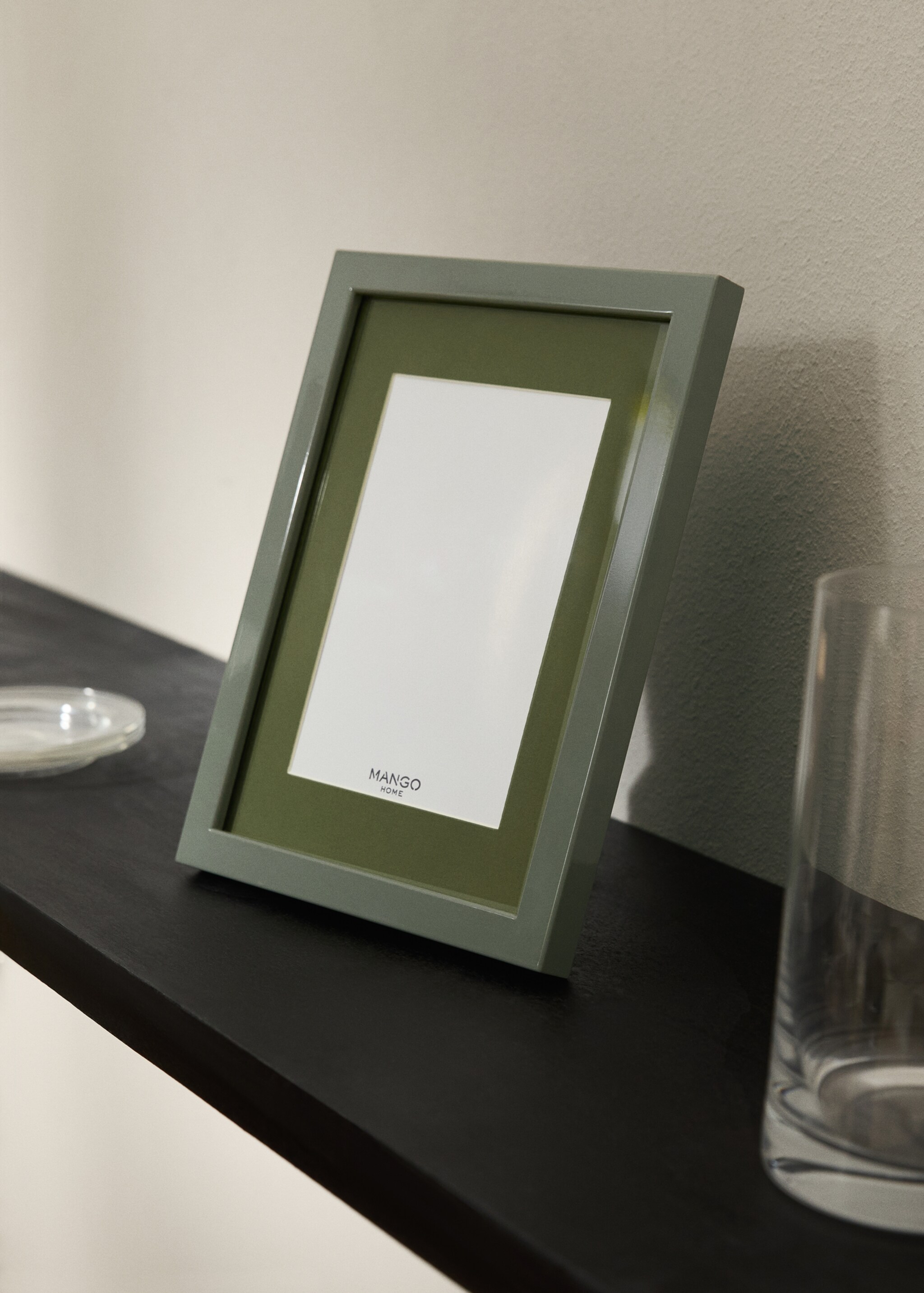 Large coloured lacquered frame - General plane, Green. Ref: 17042928-00.