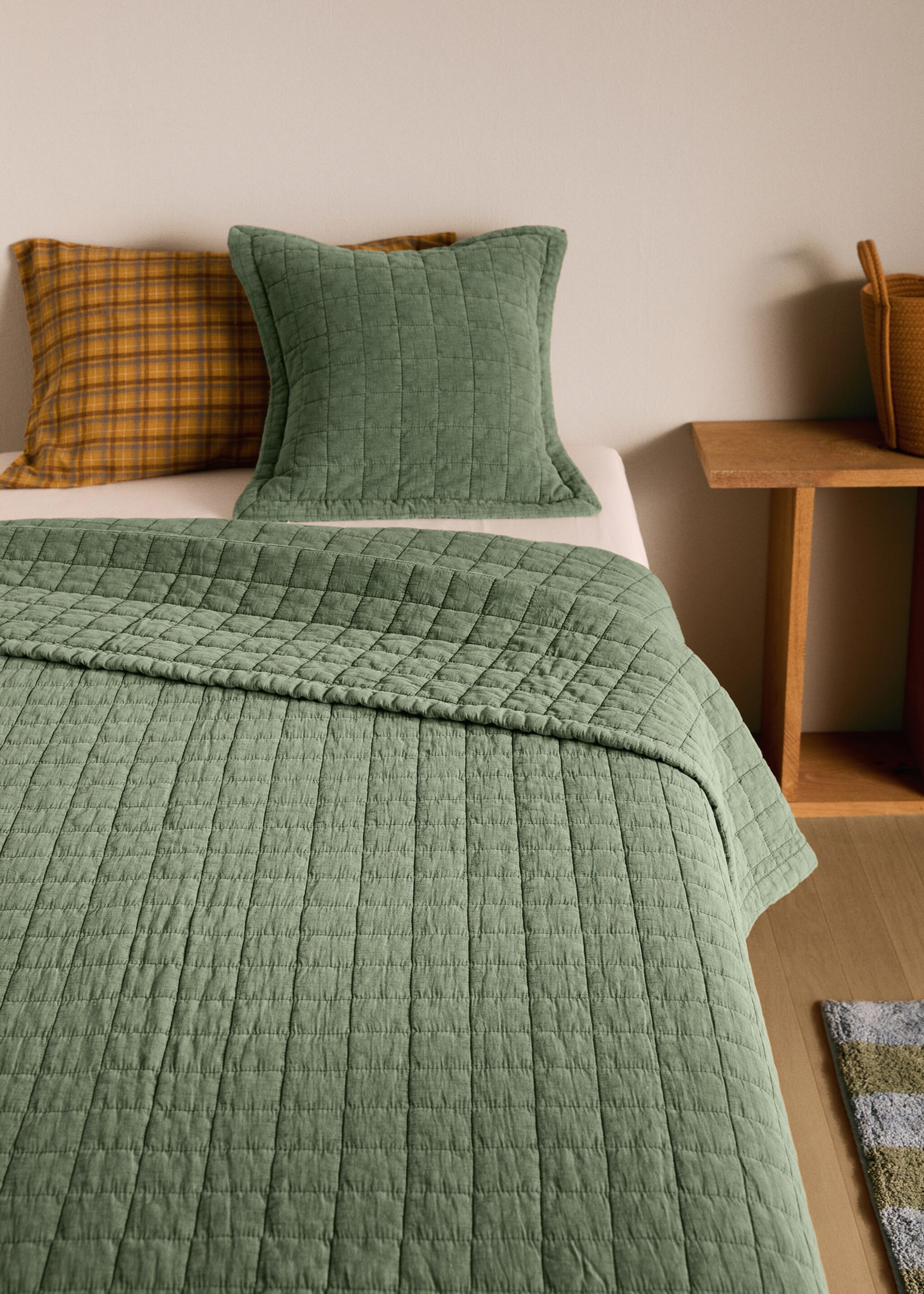 Washed cotton check bedspread for cot - General plane