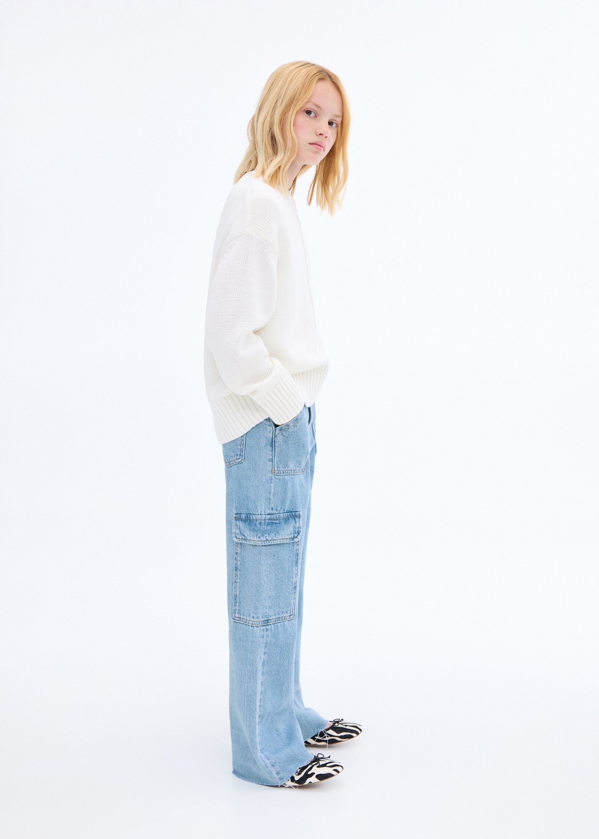 Straight-fit cargo jeans - General plane