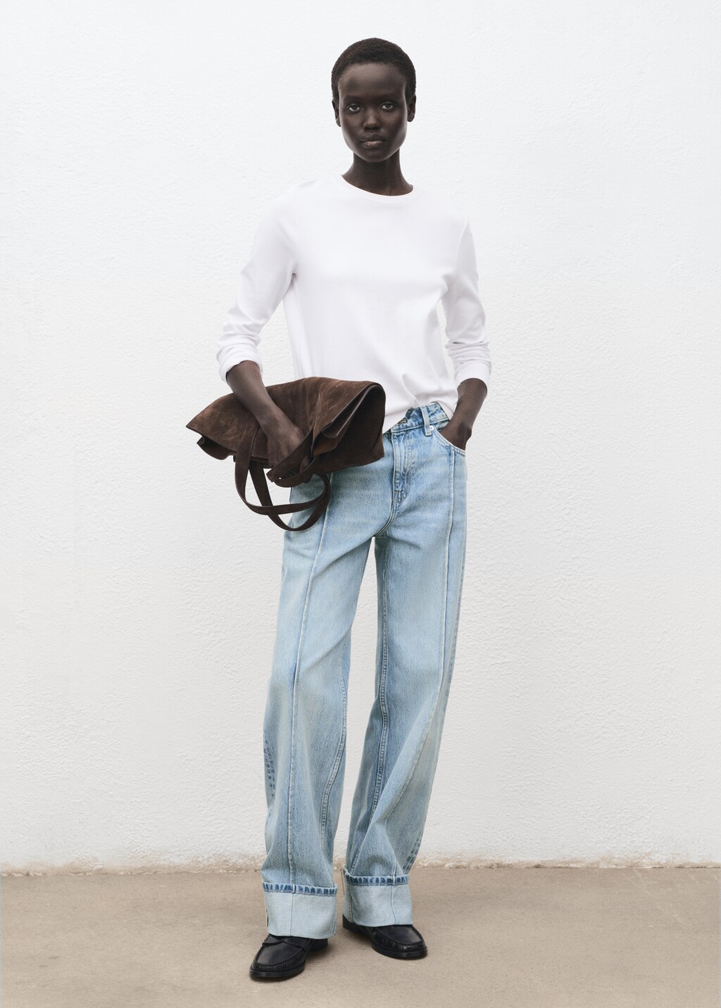 Wide leg jeans with turn-up hem - image 2