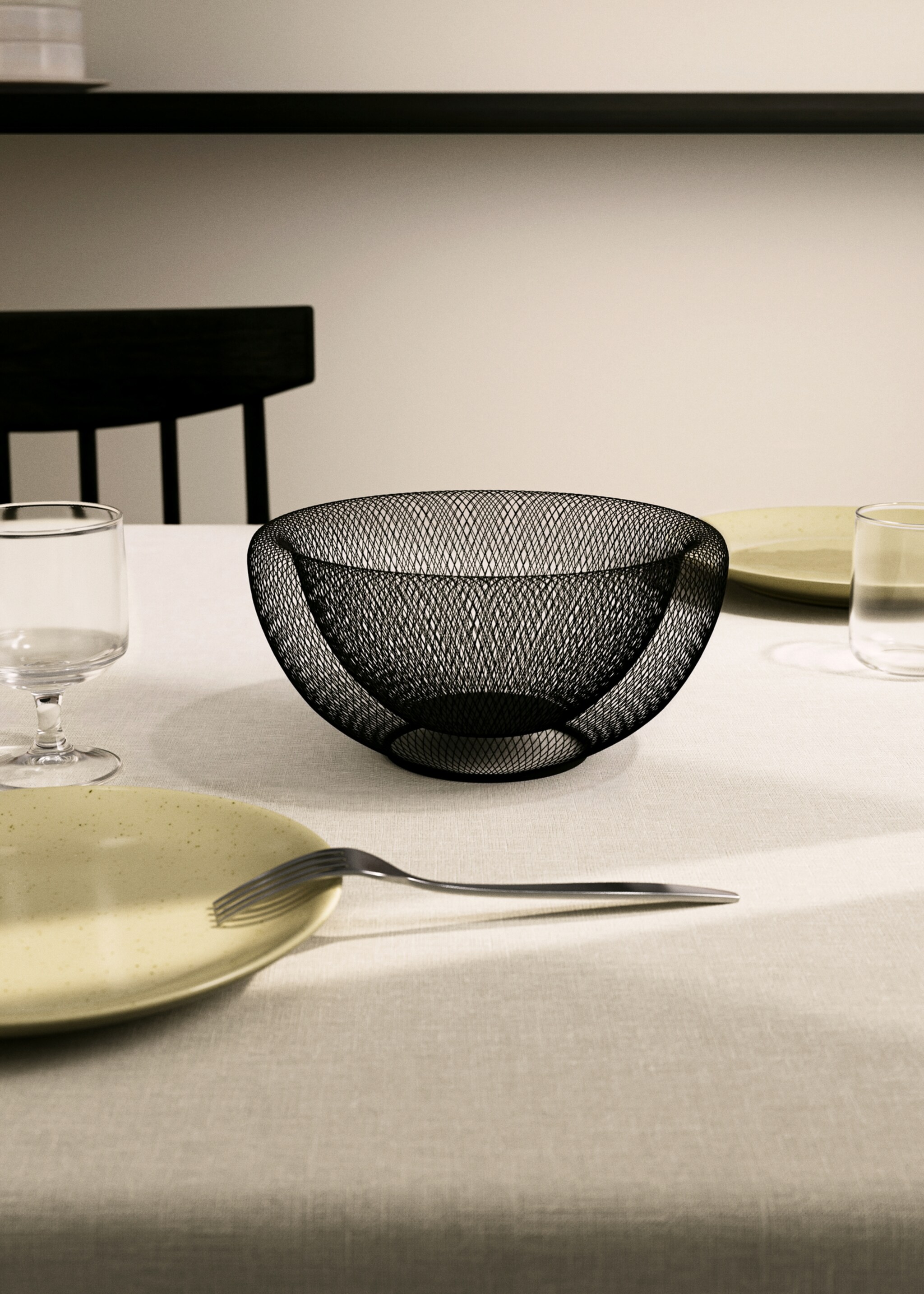 Small iron serving dish with rack - General plane, Black. Ref: 17044131-00.