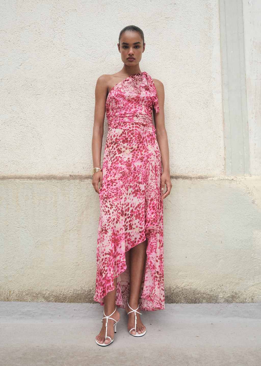 スペイン発送 MANGO カットアウトプリントドレス 上品カジュアル Women's party clothing 2025 | MANGO Japan