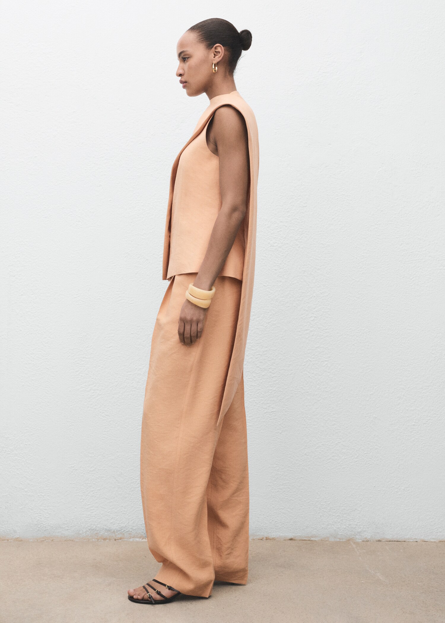 Top asymétrique foulard - Plan général
