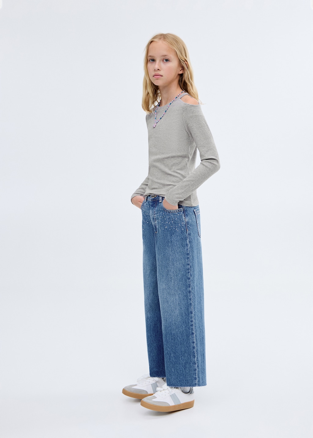 Culotte jeans with rhinestones