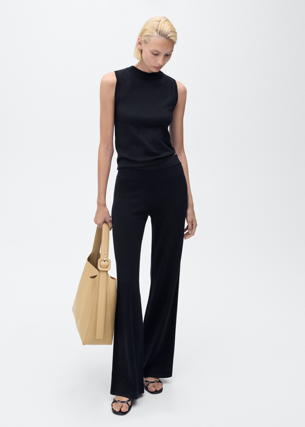 Fine-knit wide leg trousers - image 2