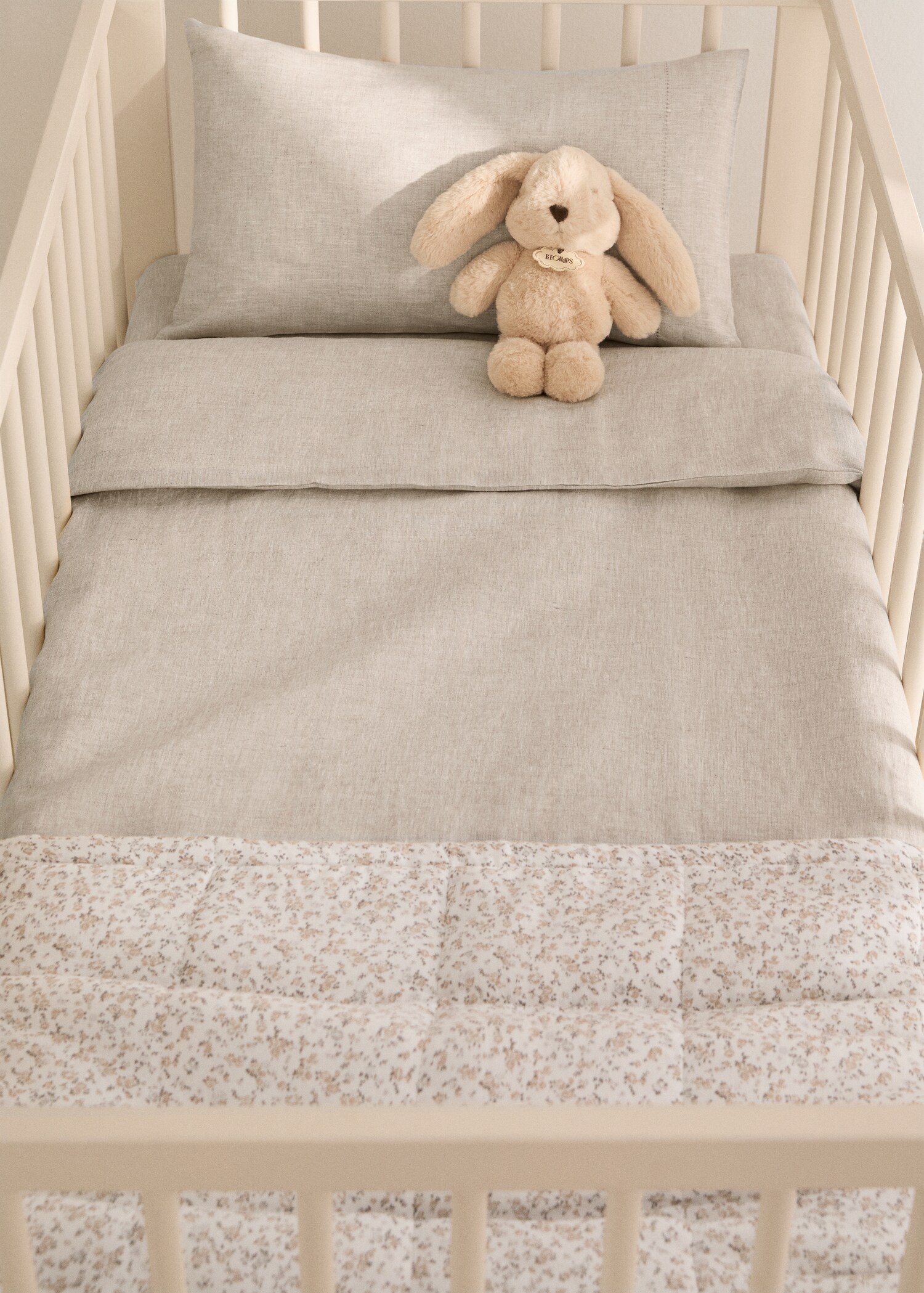 Washed linen duvet cover with hemstitch for cot - General plane