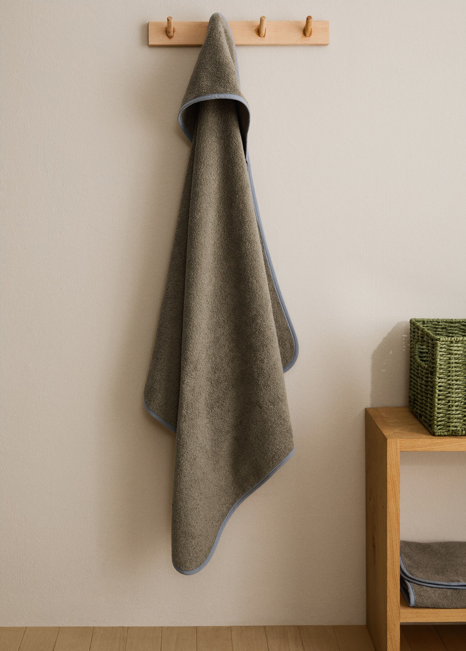 Towel medy - General plane