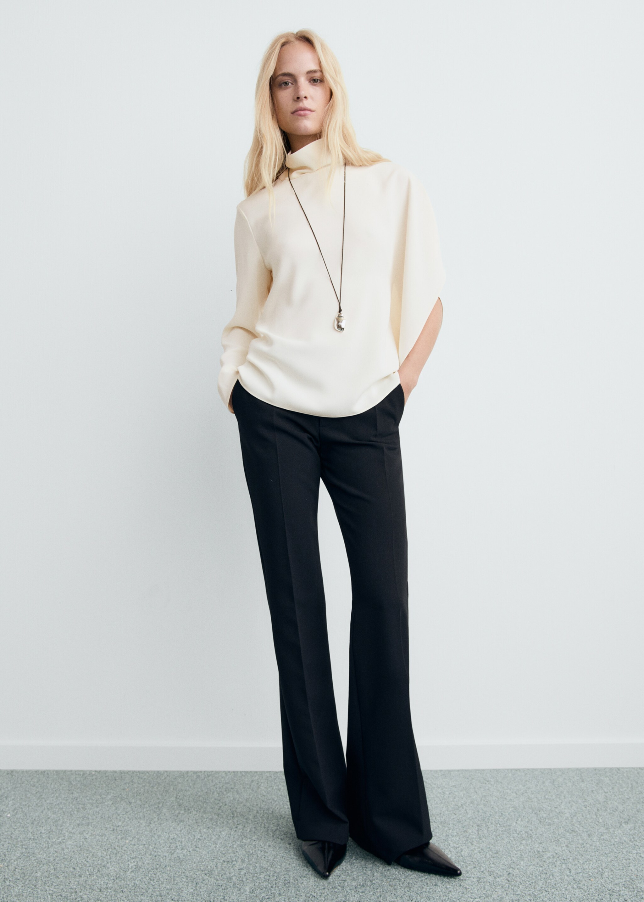Blouse luna - Plan général, Blanc cassé. Ref: 17045805-00.