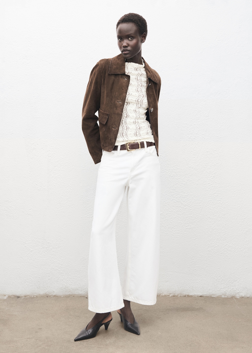 Sweater with perkins collar and lace design