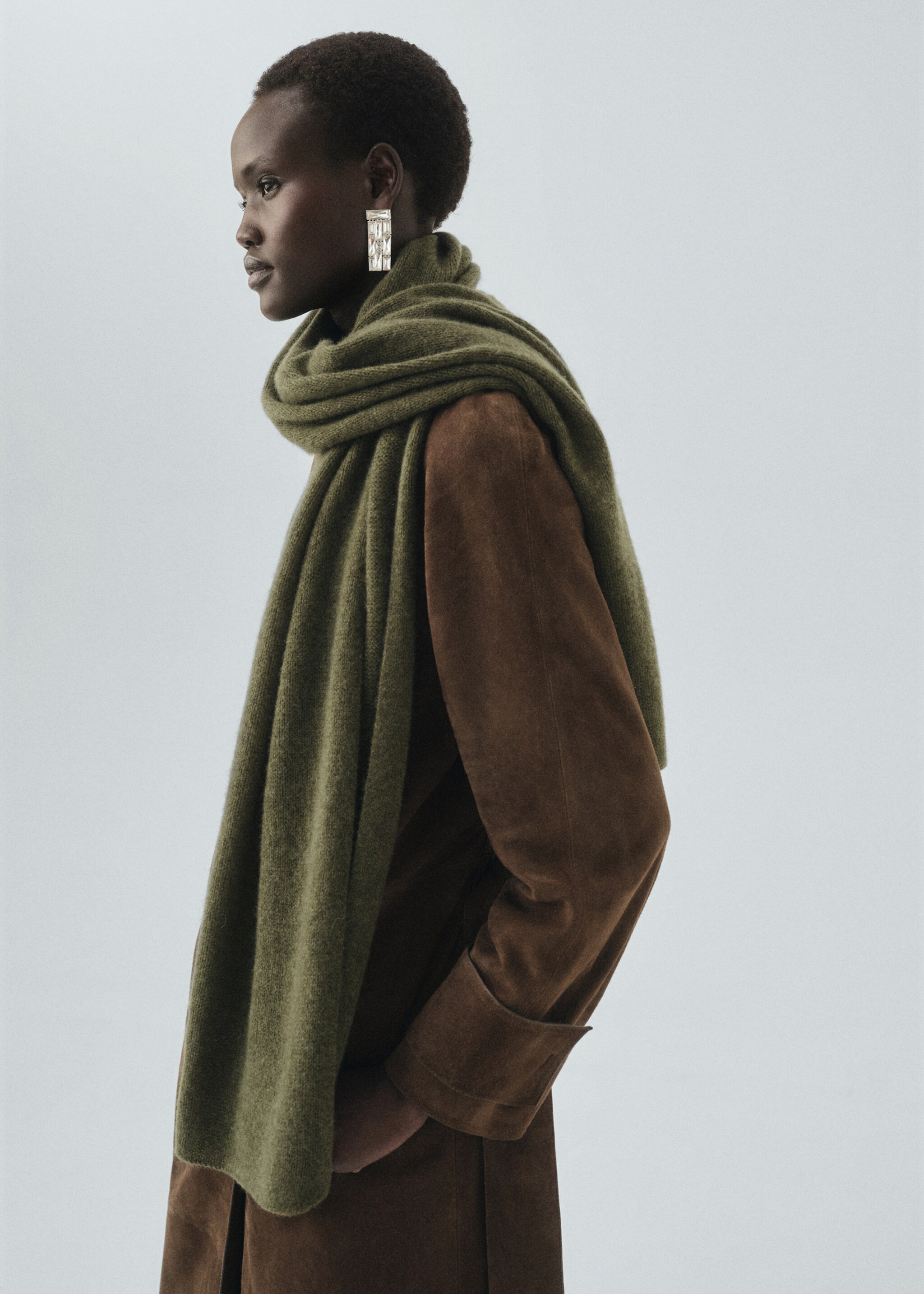 100% cashmere scarf - General plane, Medium Green. Ref: 17045976-00.
