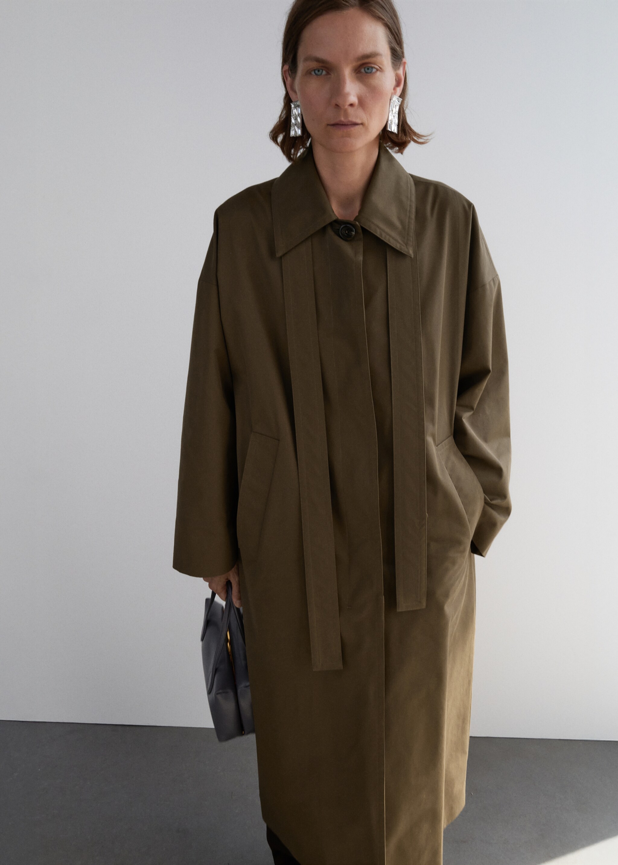 Long cotton trench coat with concealed buttons - General plane, Medium Brown. Ref: 17046361-00.