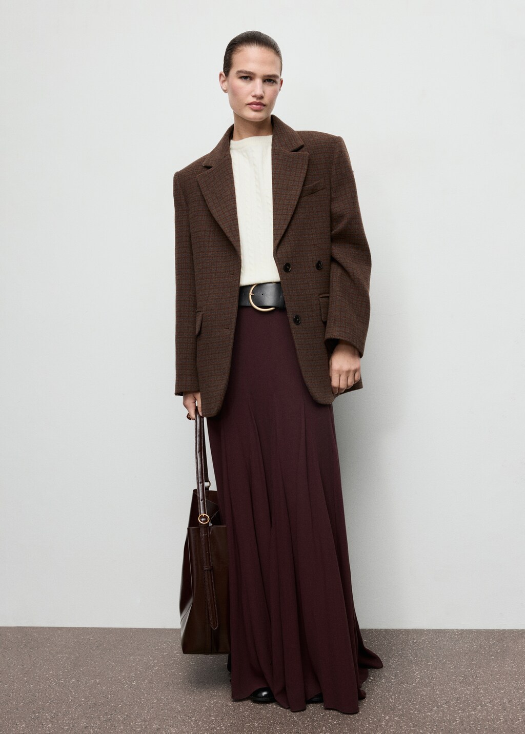 Short-sleeved cable-knit sweater