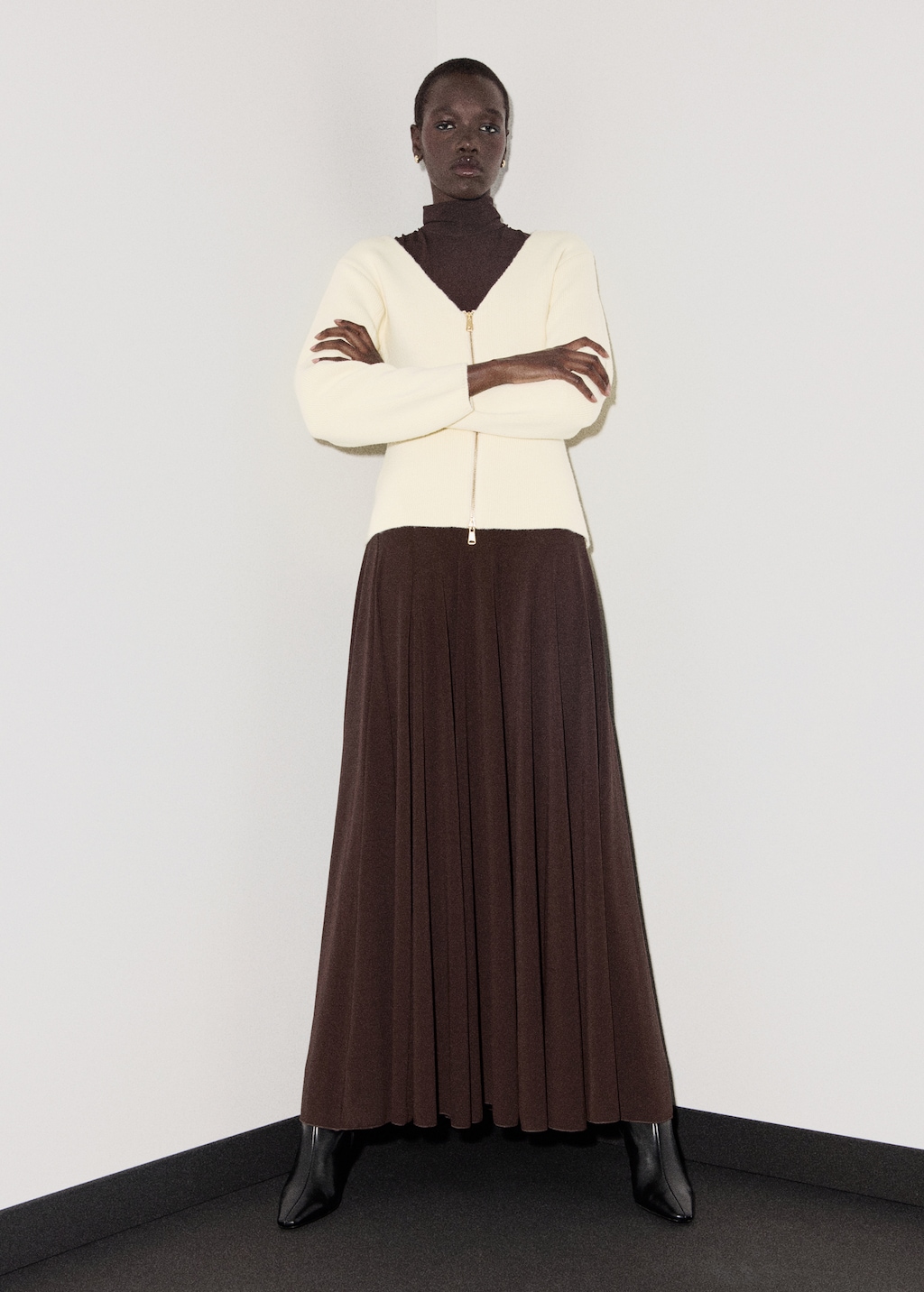 Mango Knitted jacket with zip