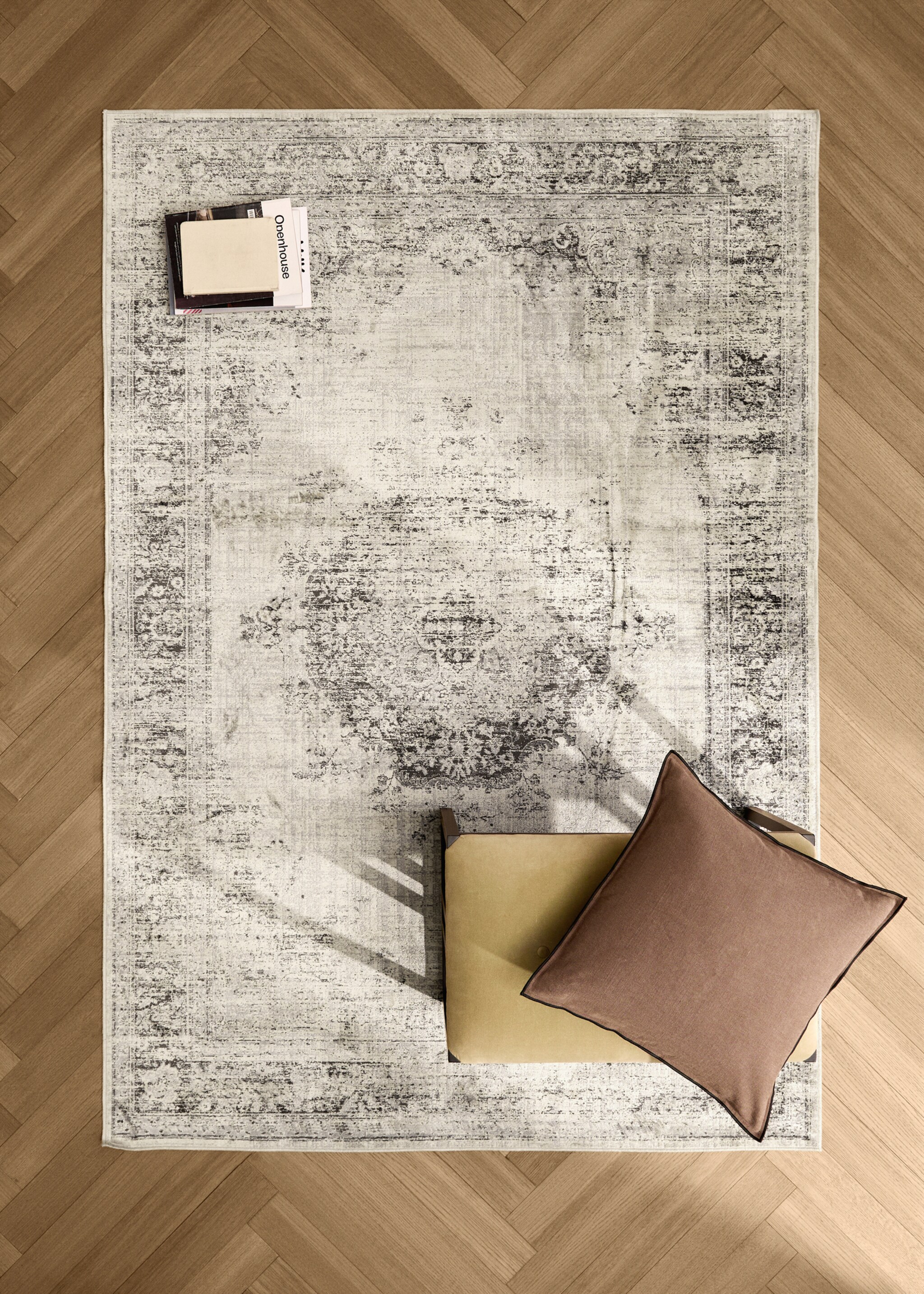 Catifa efecte envellit - Pla general, Gris. Ref: 17047816-00.