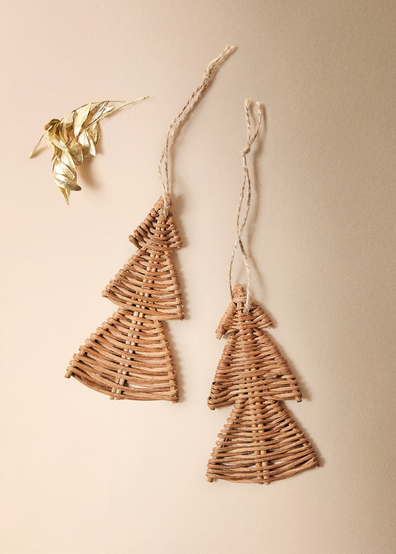 Rattan tree decorations - General plane