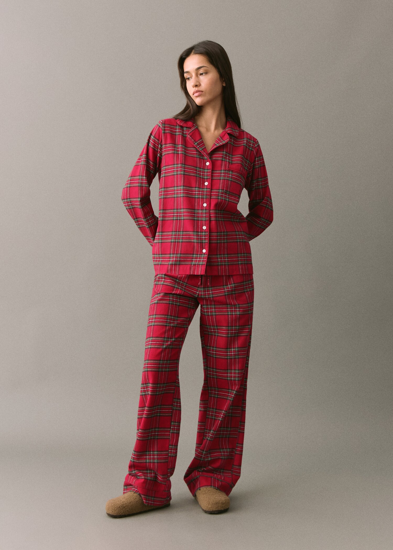 Checked cotton pyjamas - General plane