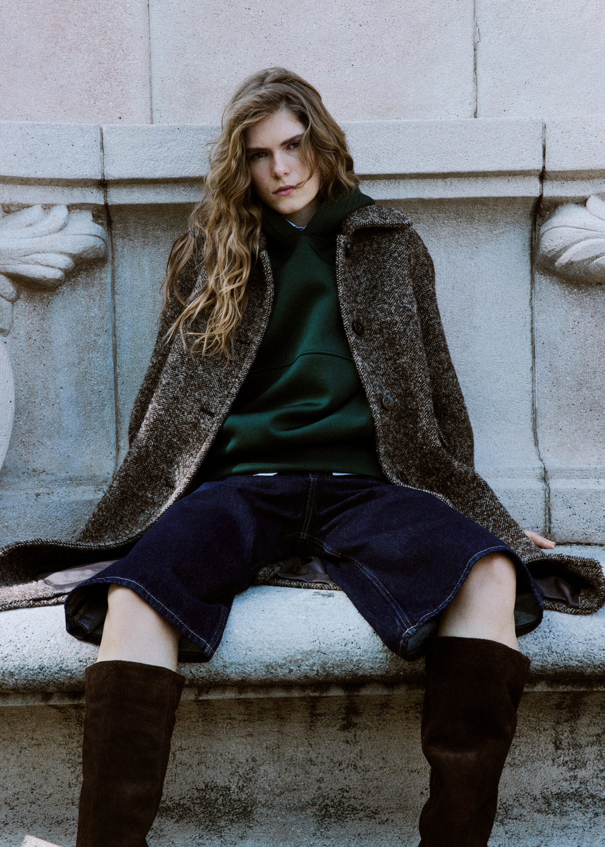 Sweat-shirt oversize capuche - Plan général, Vert. Ref: 17049212-00.