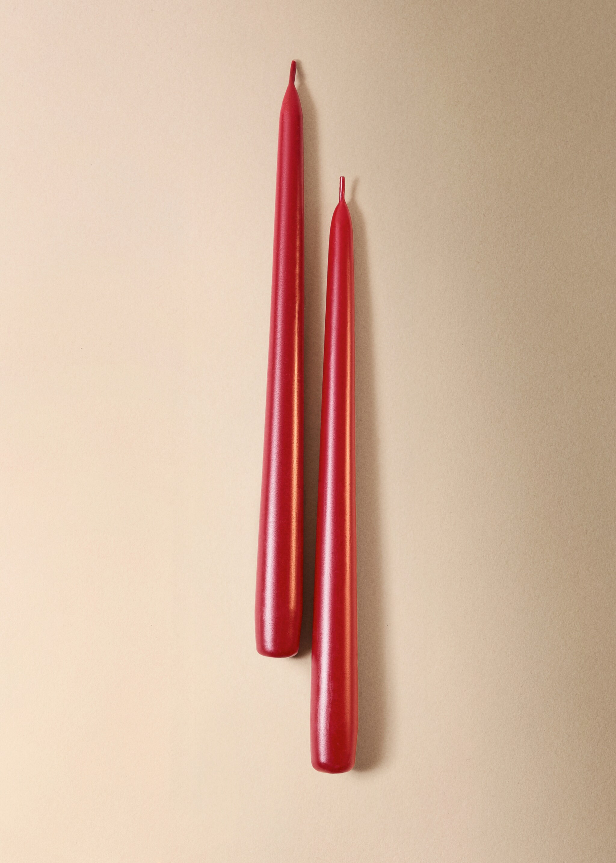 Conical decorative candles - General plane, Red. Ref: 17049214-00.