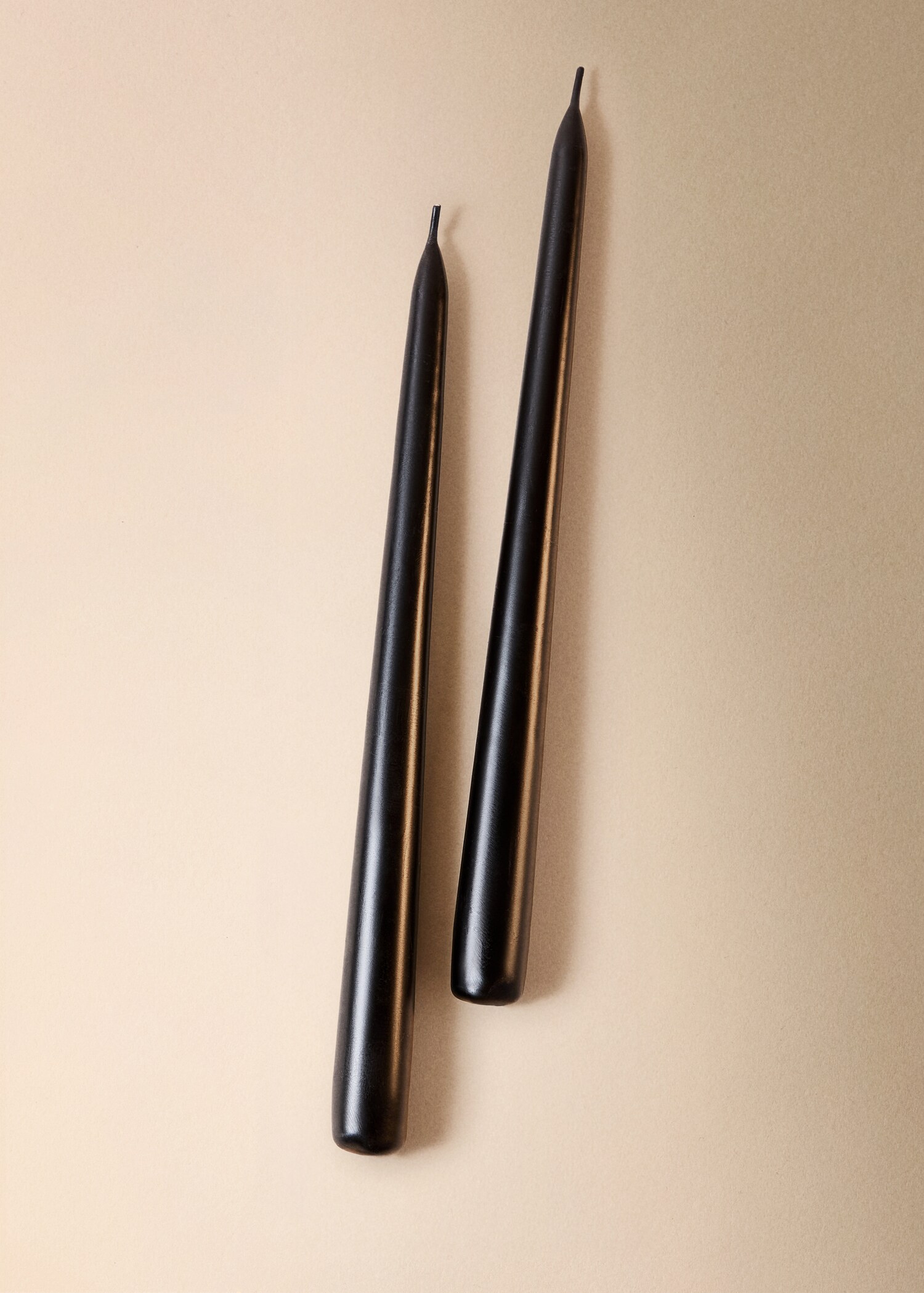 Conical decorative candles - General plane