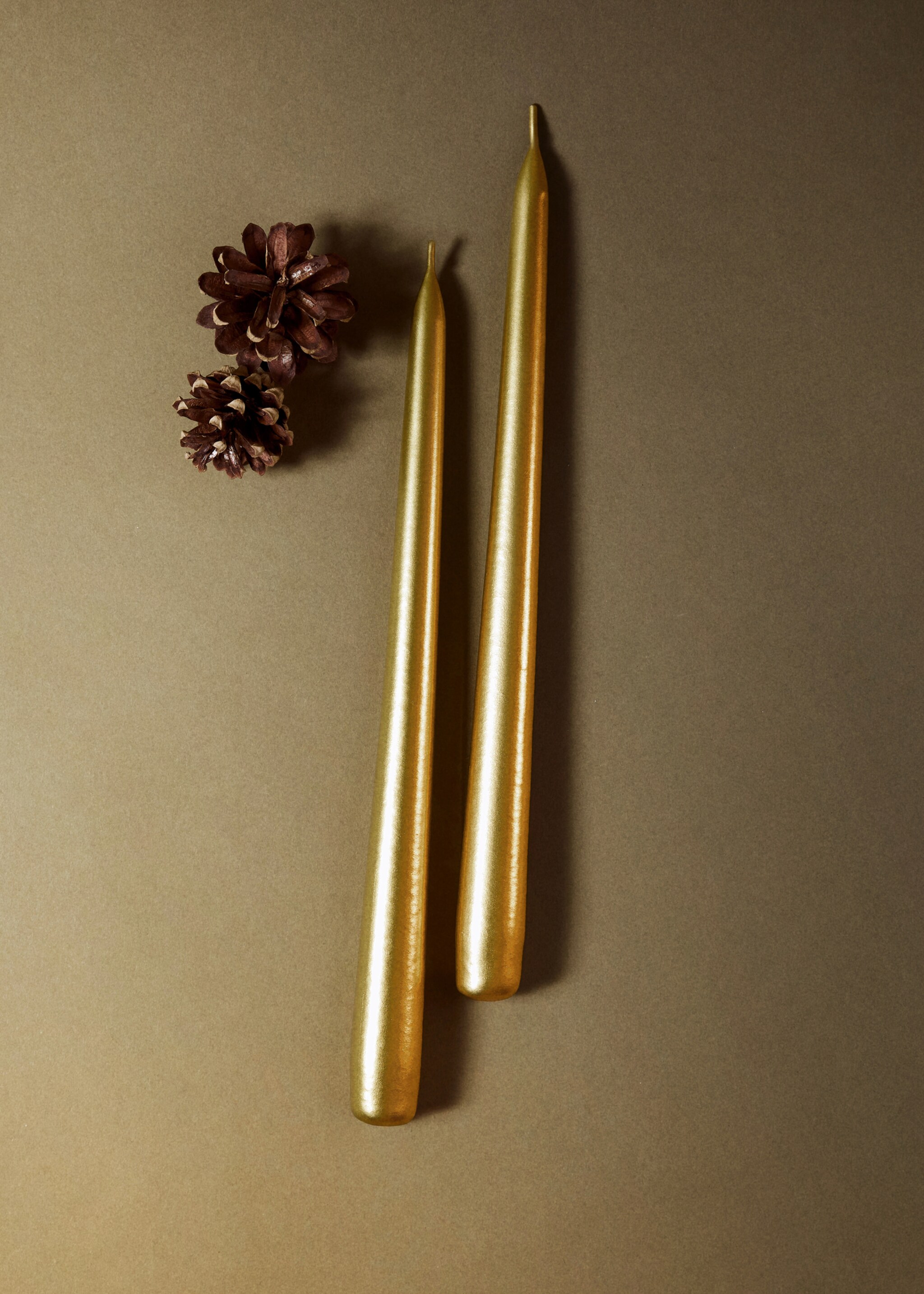 Conical decorative candles - General plane, Gold. Ref: 17049214-00.