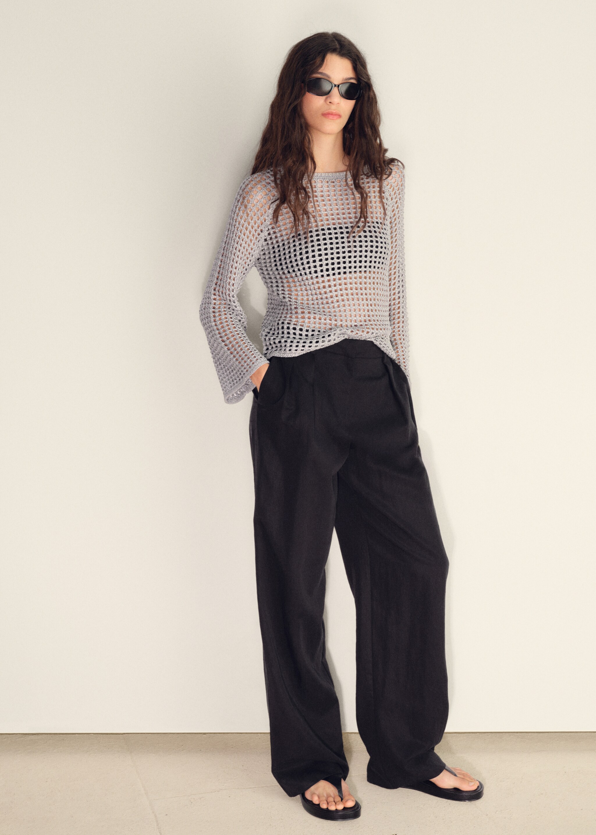 Long-sleeved crochet sweater - General plane