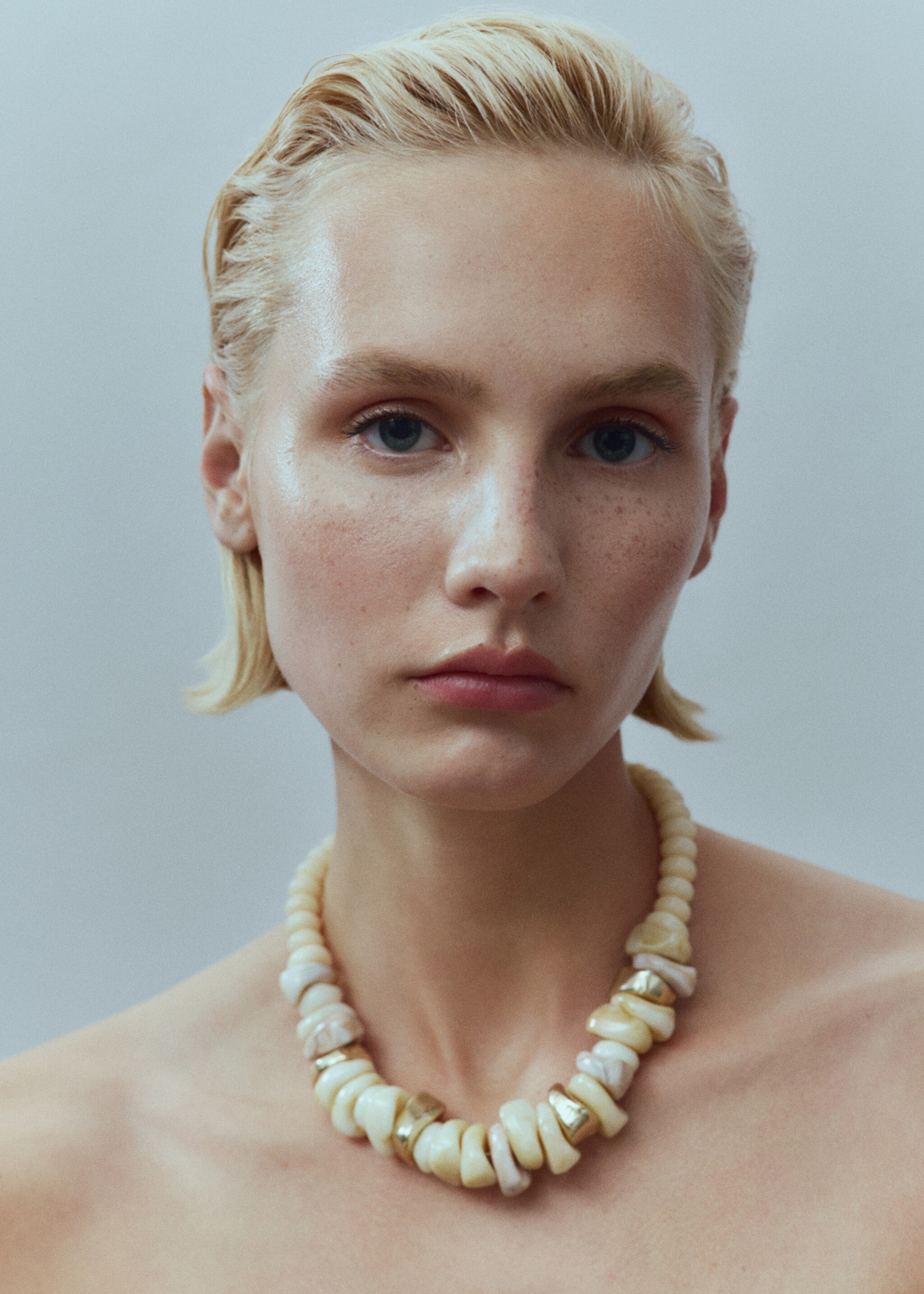 Mixed bead necklace - General plane