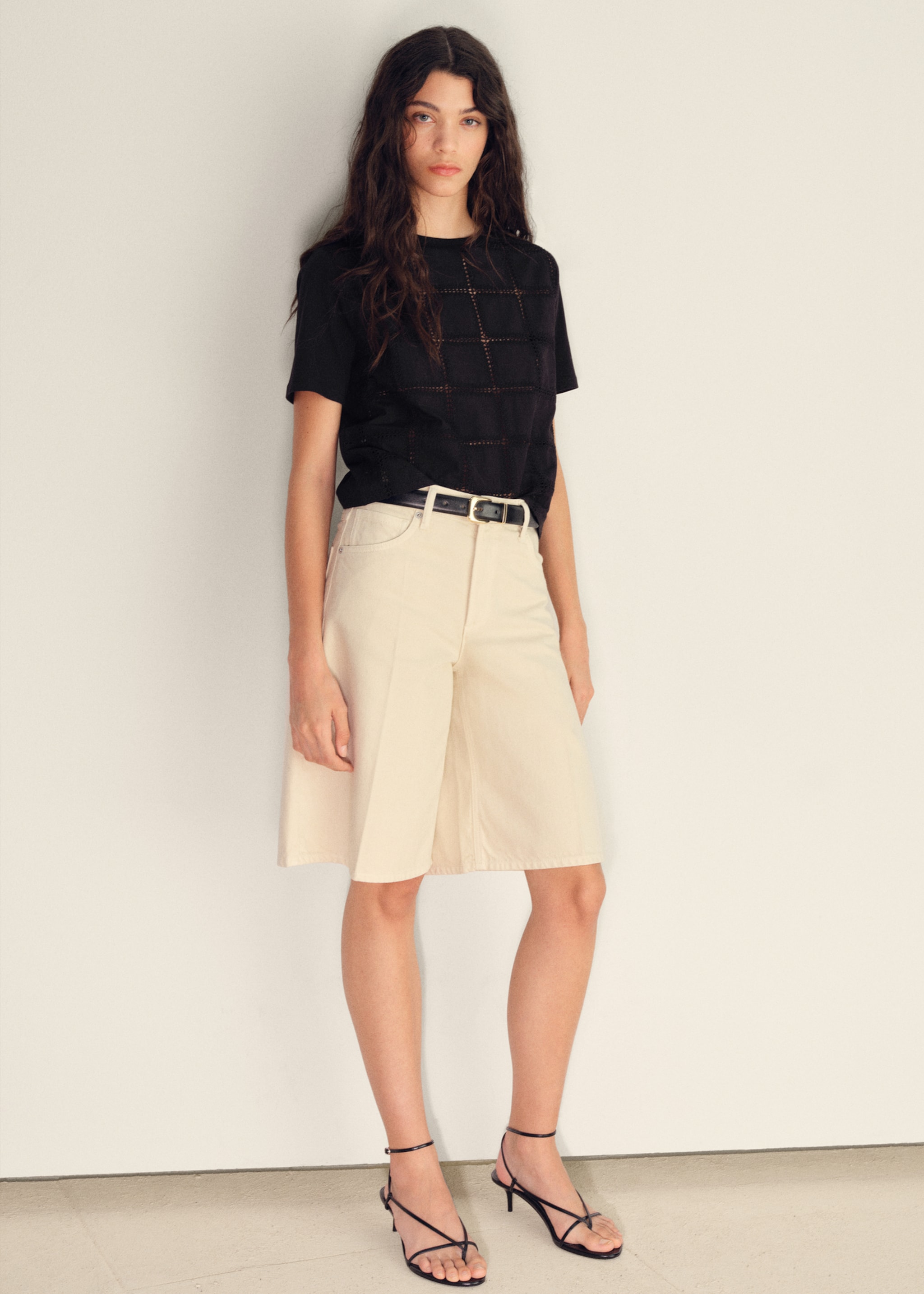 Embroidered detail T-shirt - General plane