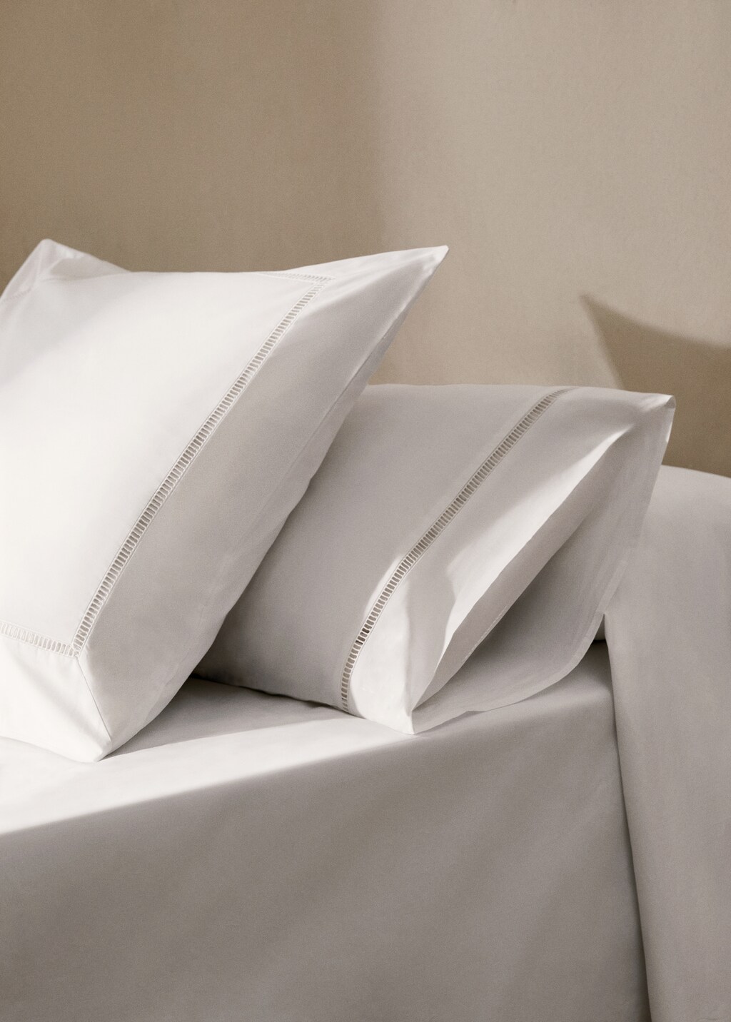 Cotton percale pillowcase with hemstitch 45x110 cm