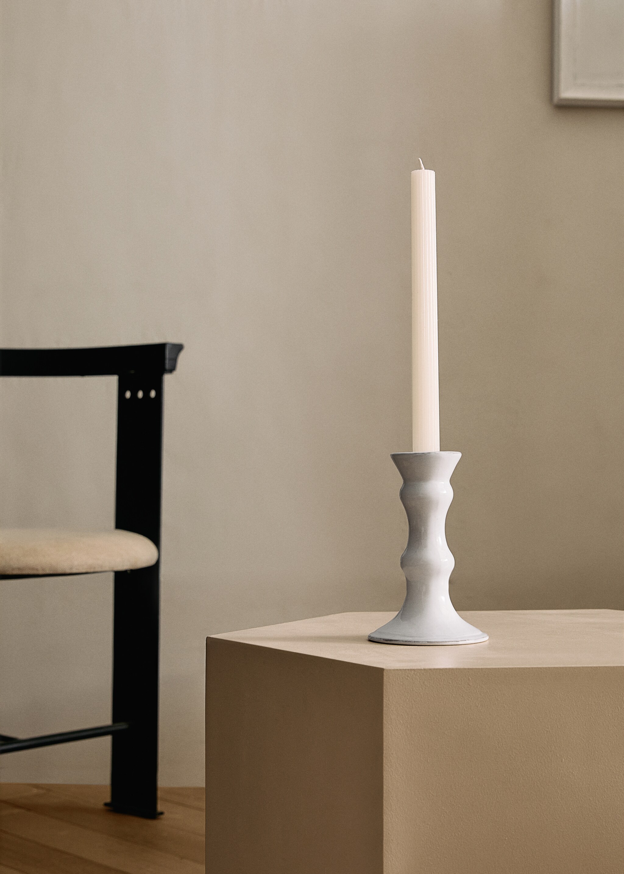 Candelabro gres acabado brillante - Plano general