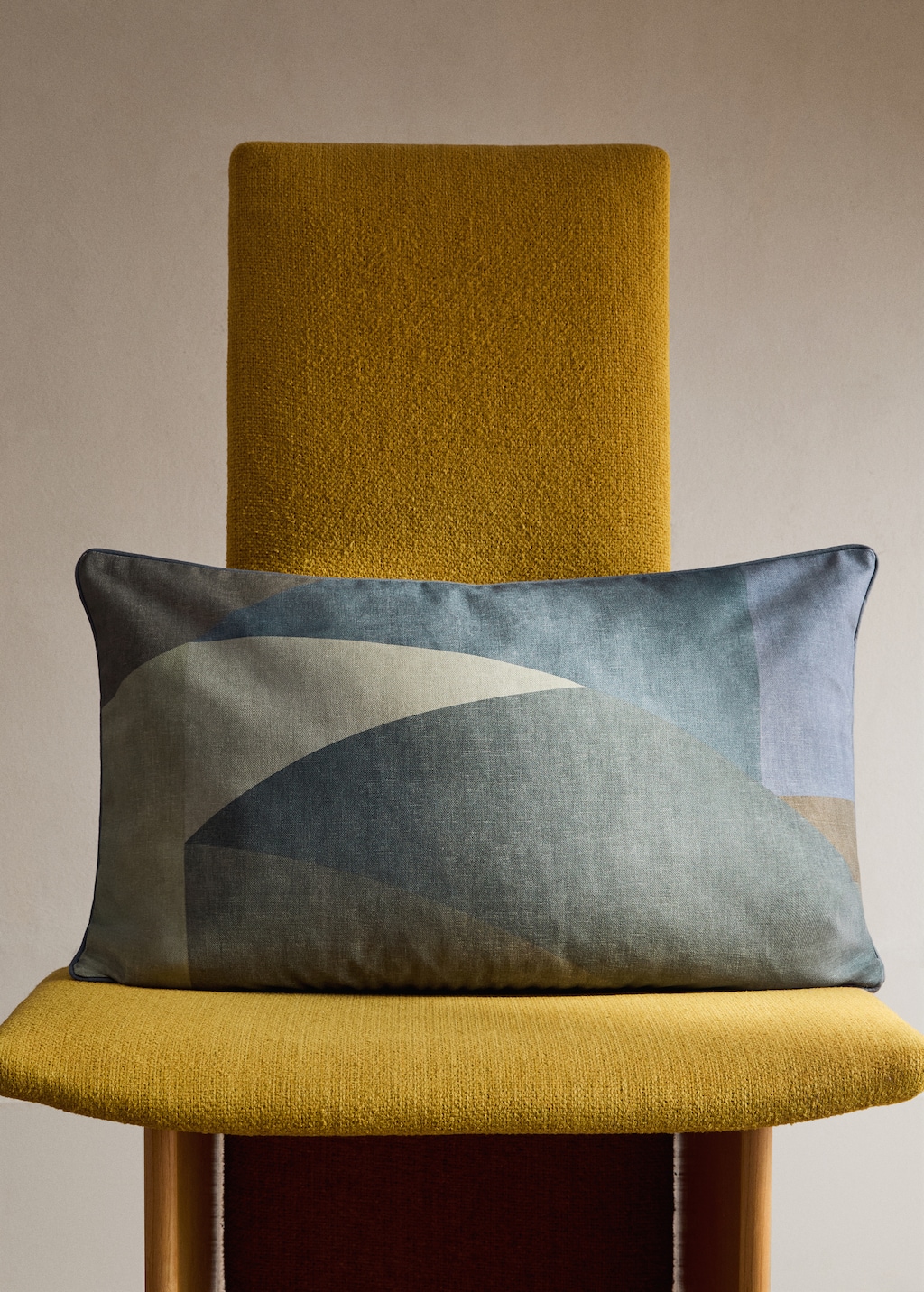 Cotton cushion cover with abstract print 40x60 cm