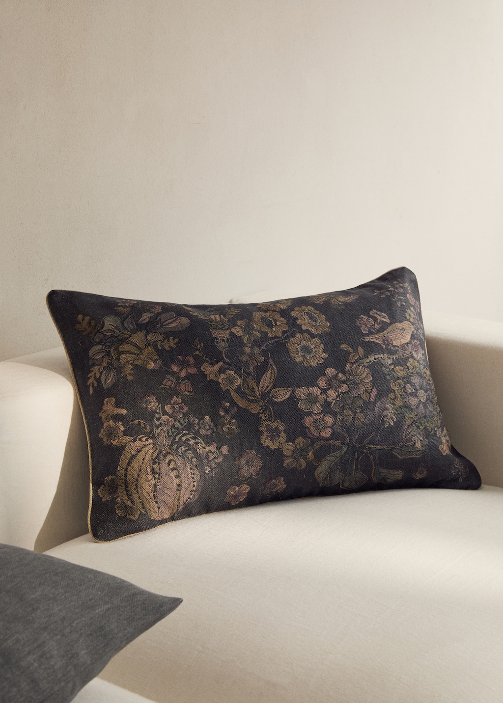 Linen floral-print cushion cover 40x60 cm