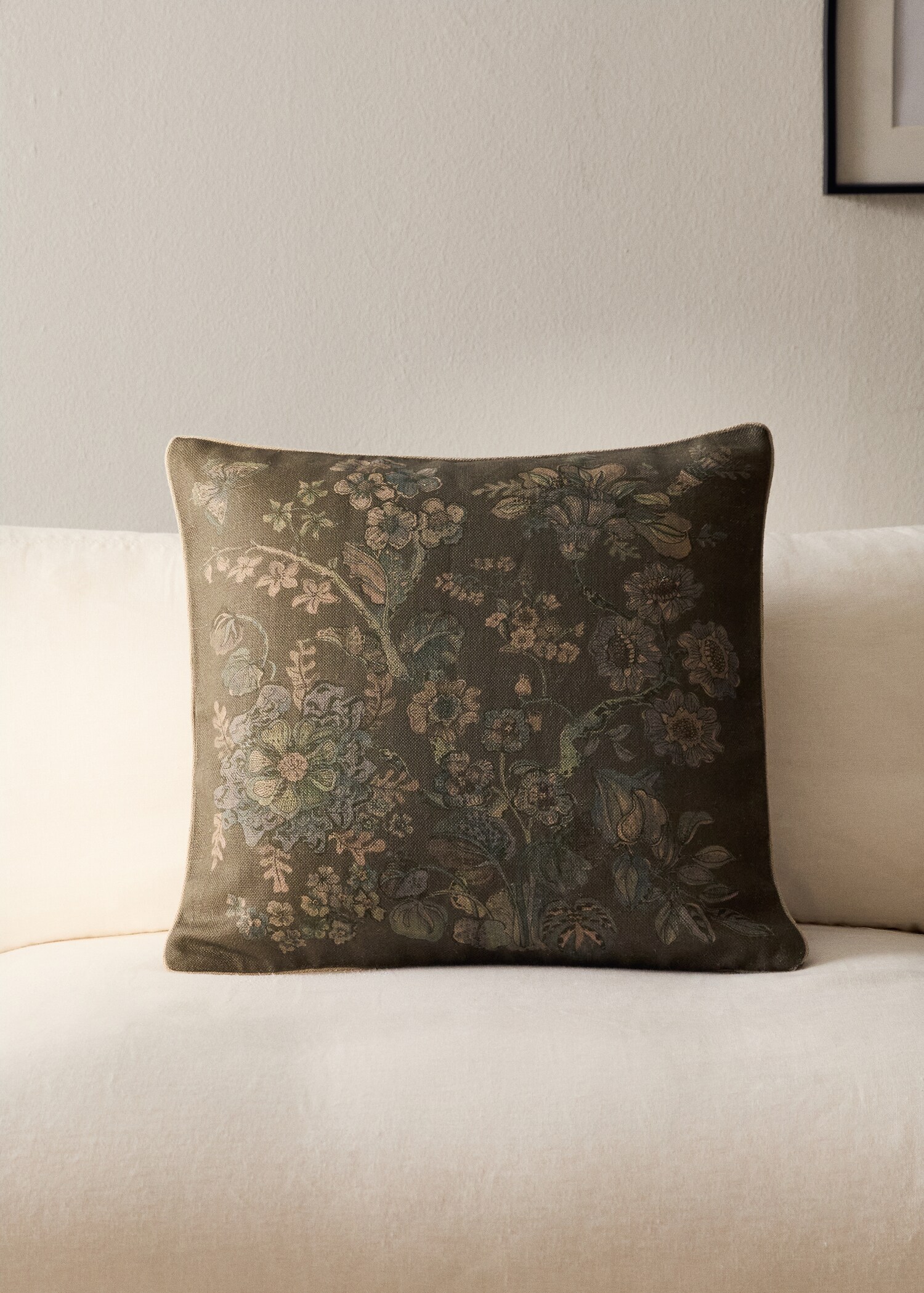 Flower print linen cushion cover 50x50 cm - General plane