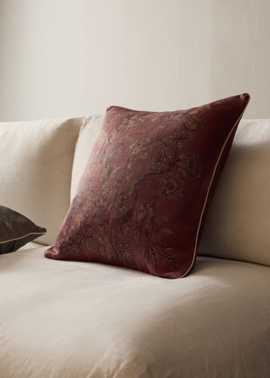 Linen floral-print cushion cover 50x50 cm